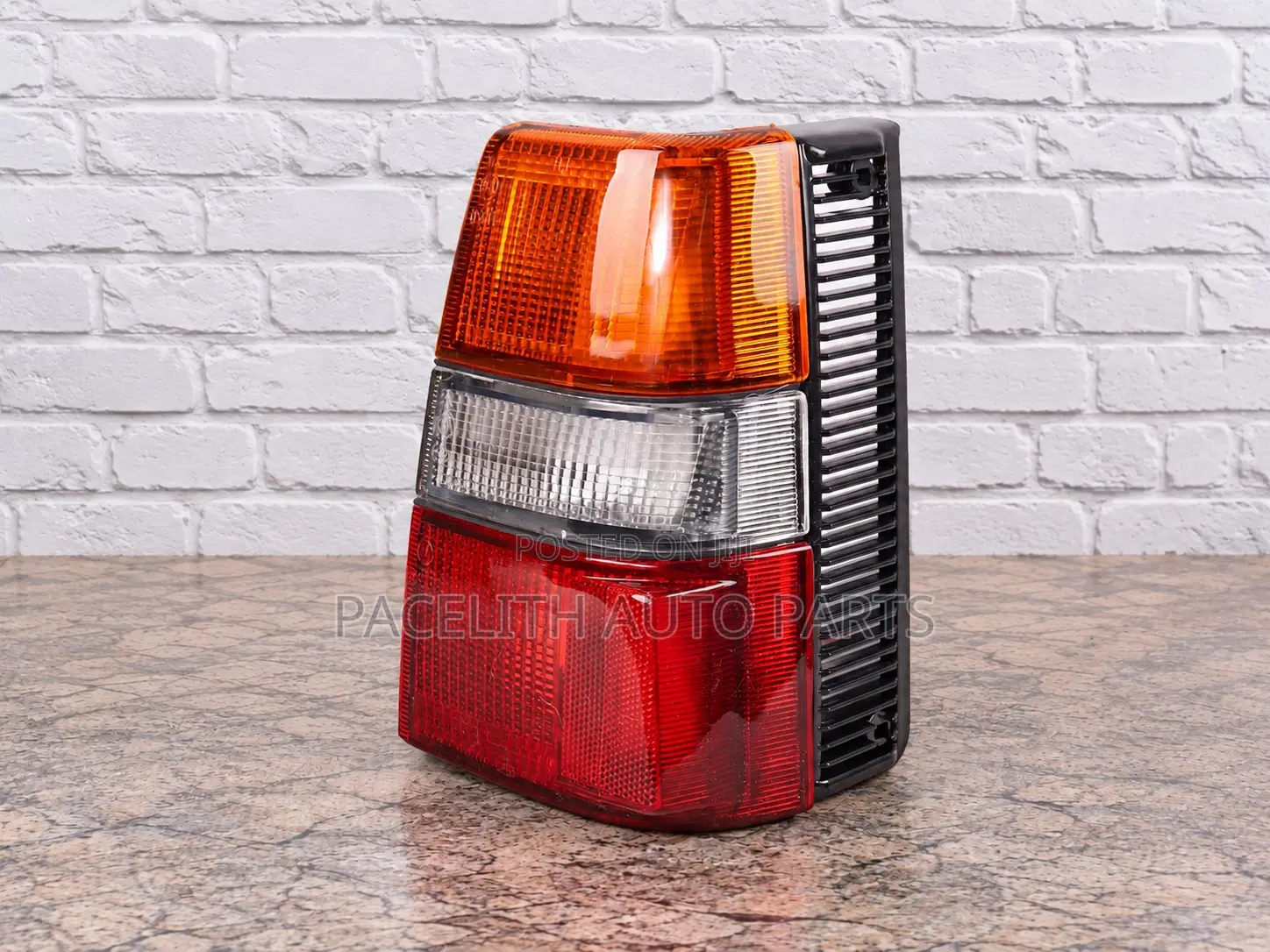 Depo Tail Lamp / Light Nissan Sunny B11 Station Wagon 1982/1983