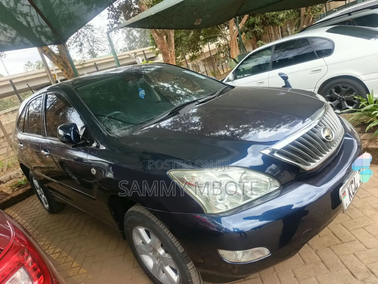 Toyota Harrier 2.4 2010 Black