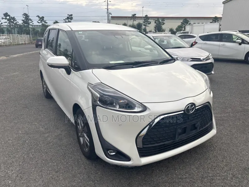 Toyota Sienta 1.5 FWD (6-seater) 2019 Pearl