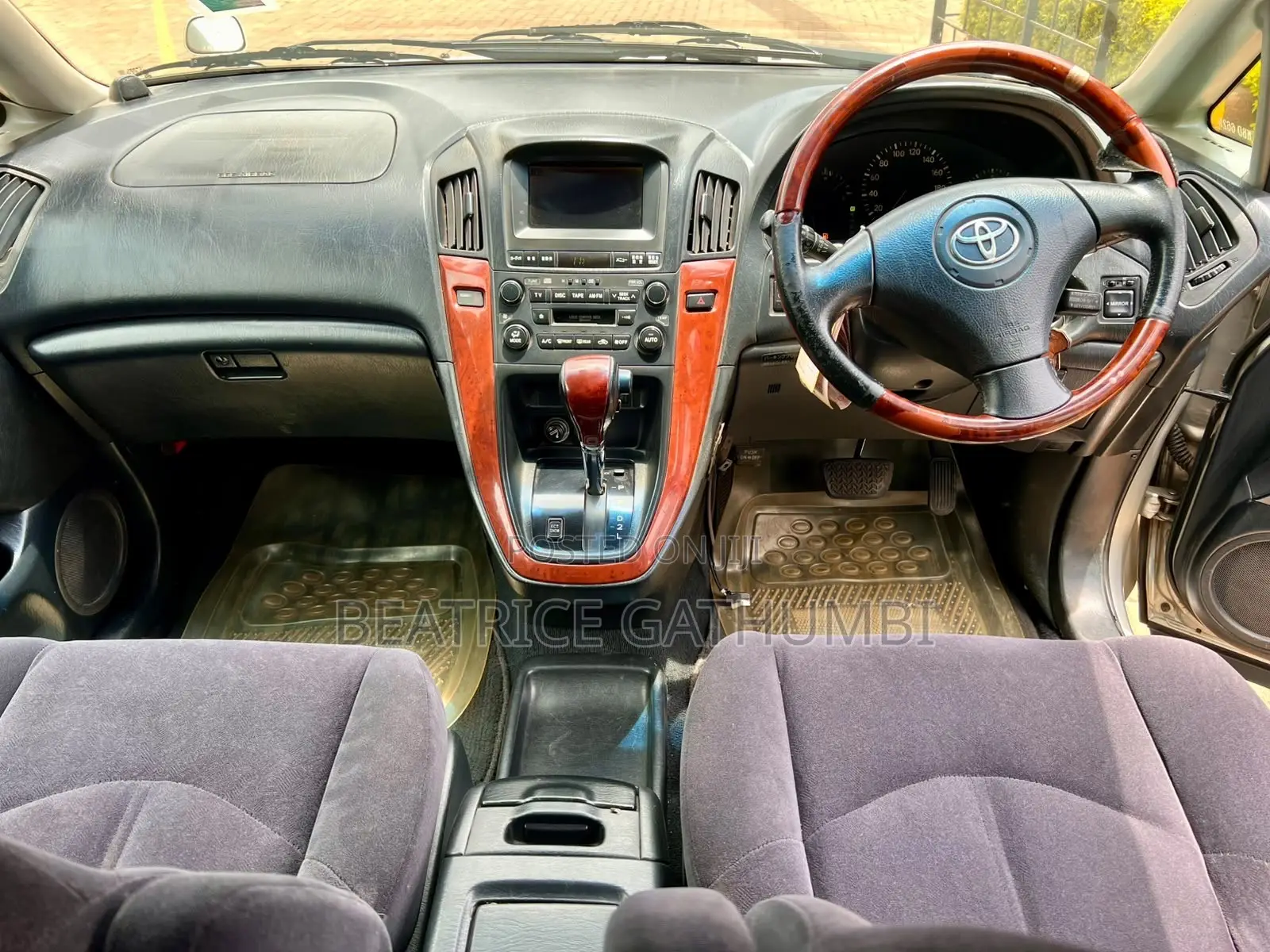 Toyota Harrier 3.0 V6 2001 Silver