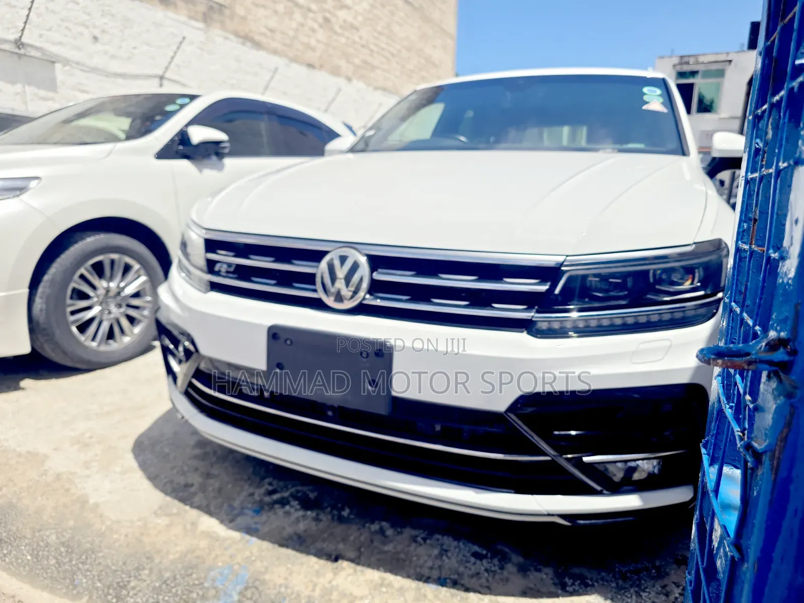 Volkswagen Tiguan 2.0T SEL Premium R-Line AWD 4MOTION 2020 Pearl