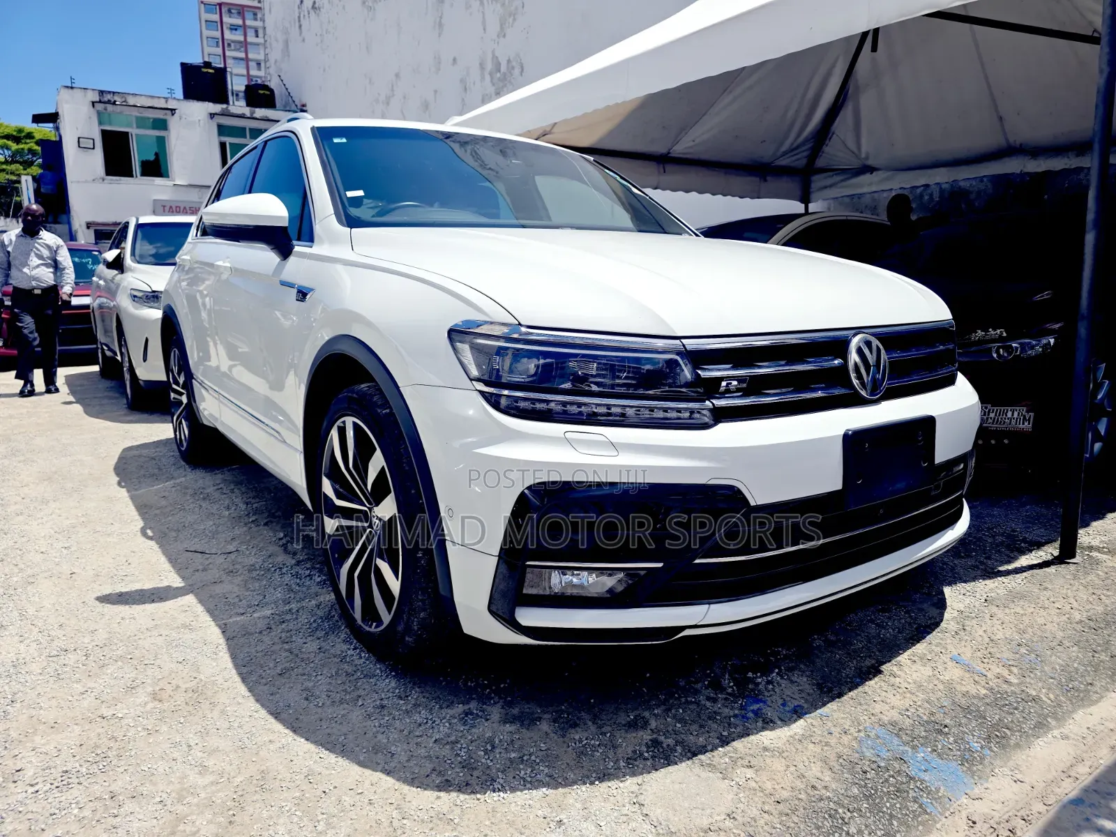 Volkswagen Tiguan 2.0T SEL Premium R-Line AWD 4MOTION 2020 Pearl