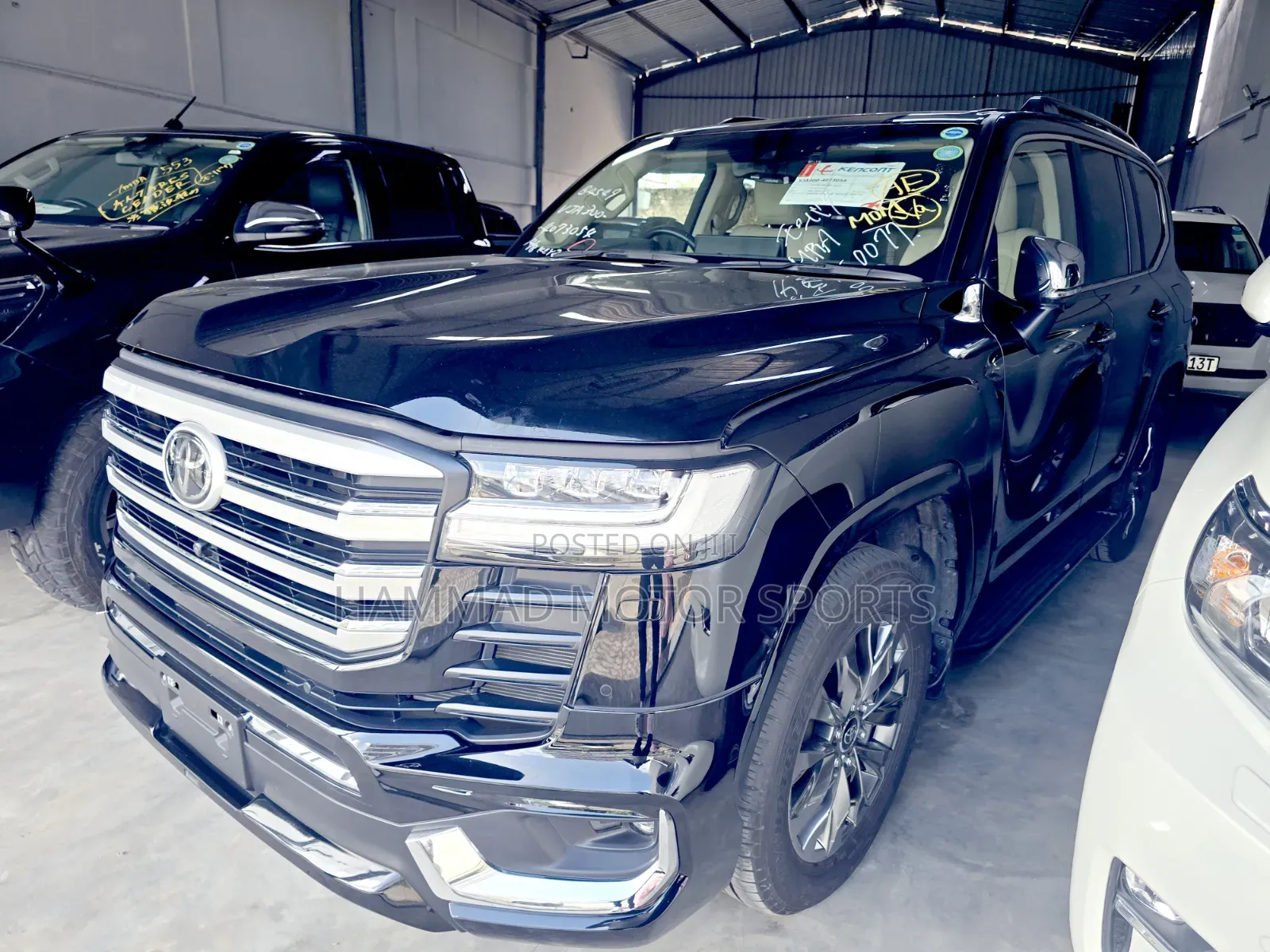 Toyota Land Cruiser LC300 2023 Black