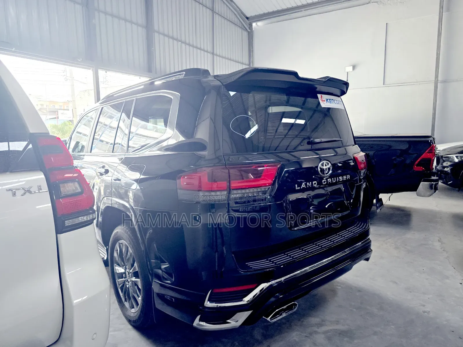 Toyota Land Cruiser LC300 2023 Black