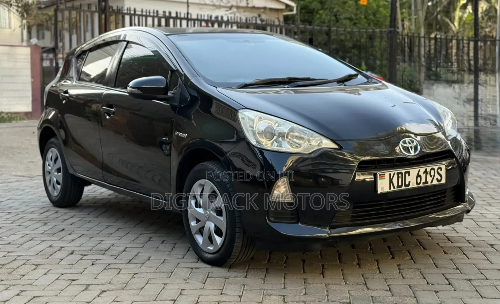 Toyota Aqua 2013 Black