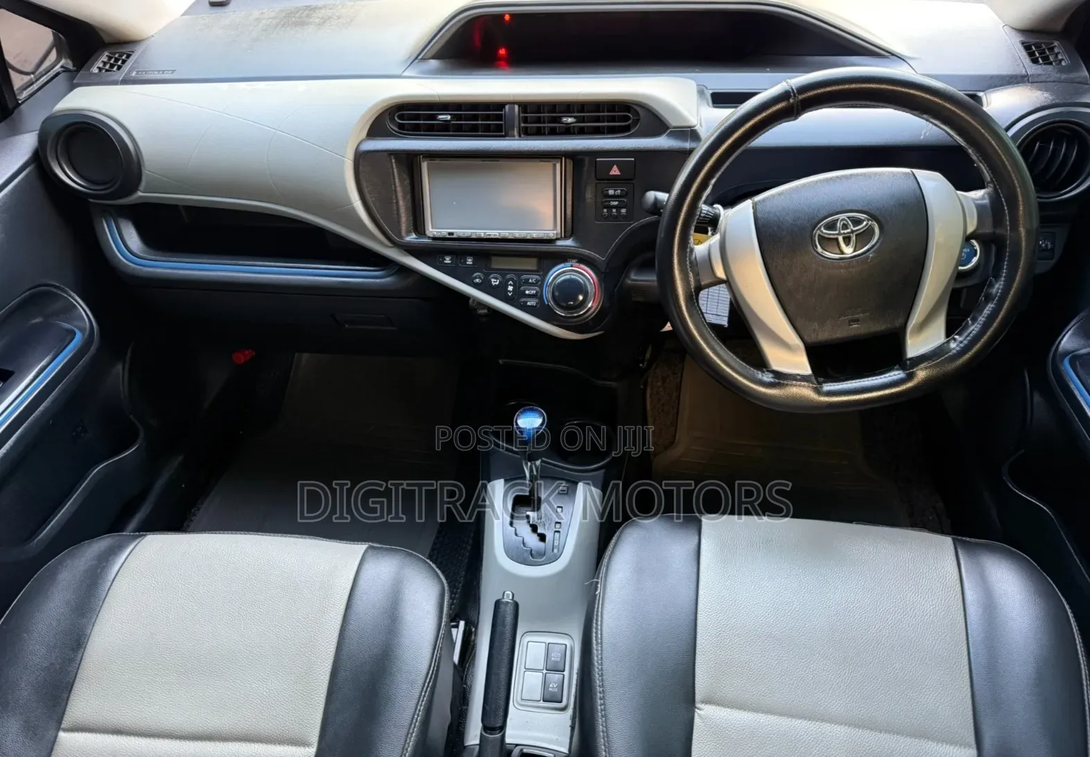Toyota Aqua 2013 Black