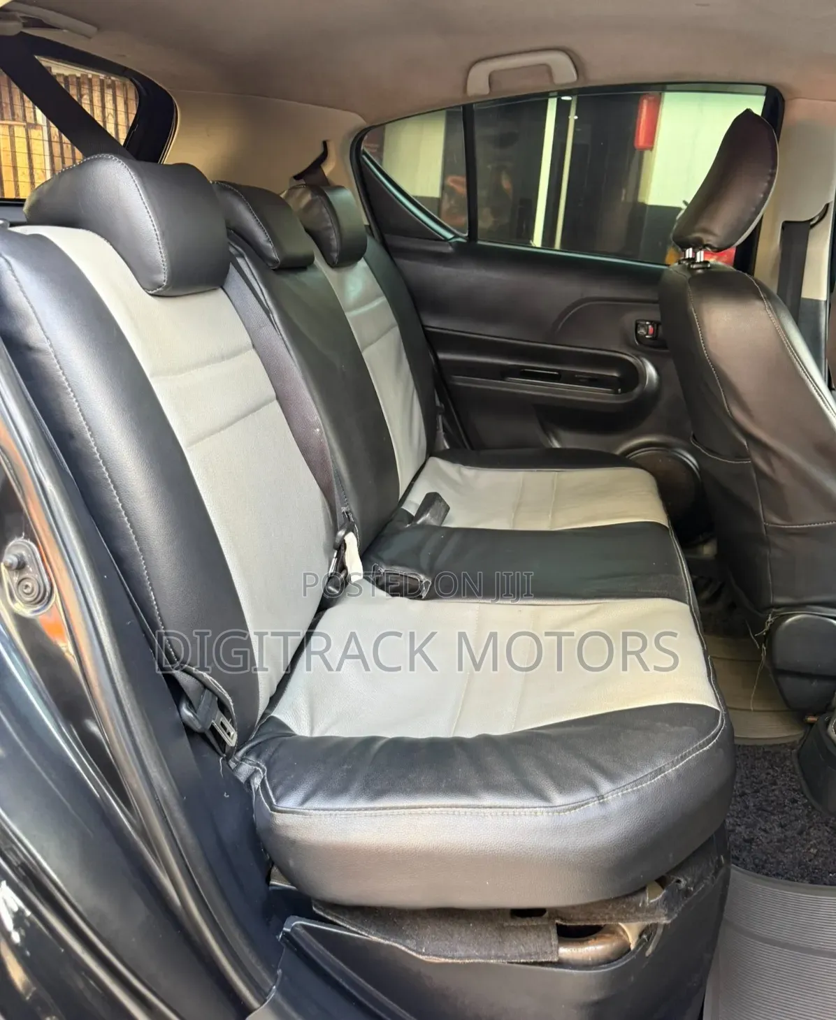 Toyota Aqua 2013 Black