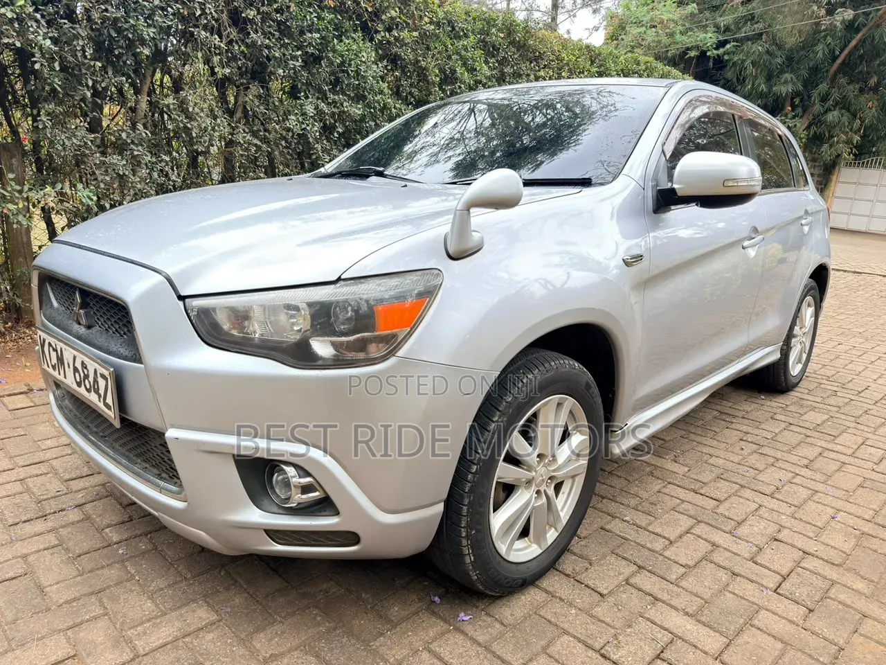 Mitsubishi RVR 2010 Silver