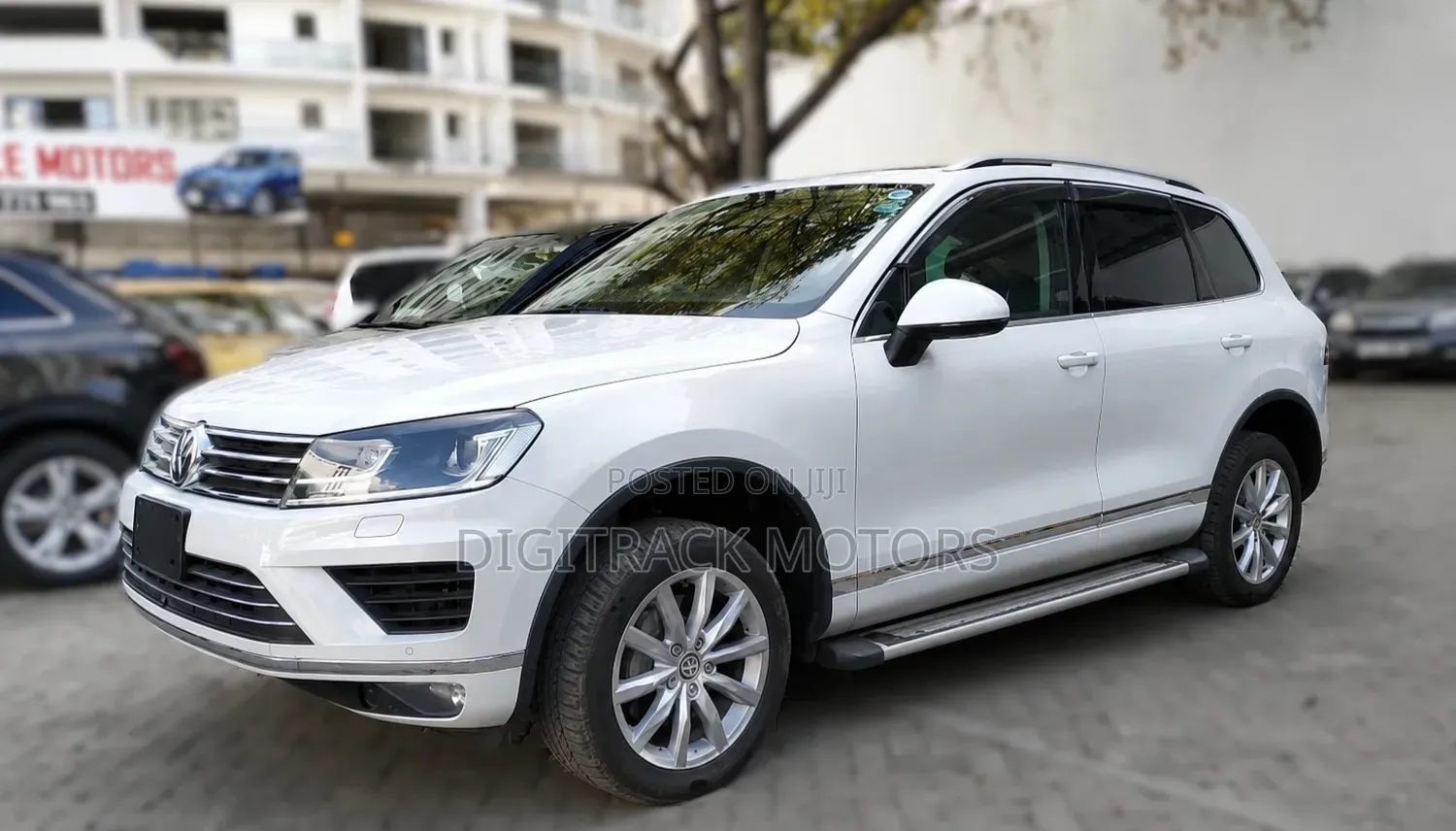 Volkswagen Touareg 2016 White