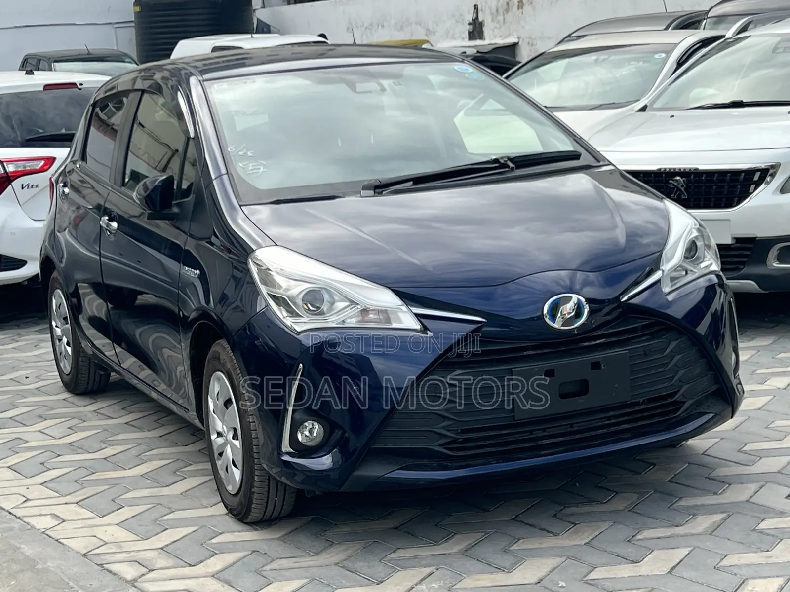 Toyota Vitz 2019 Blue