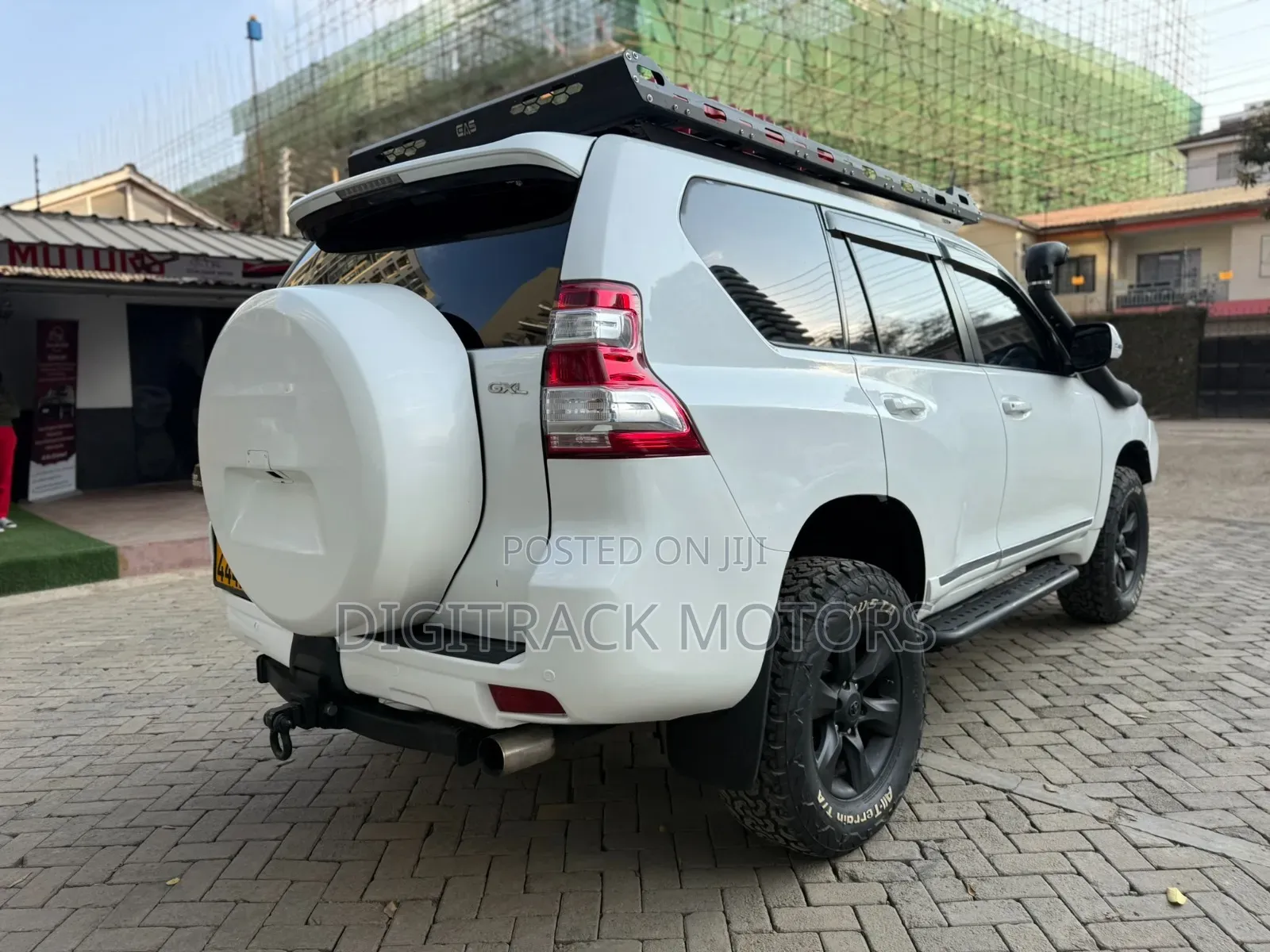 Toyota Land Cruiser Prado 2012 White