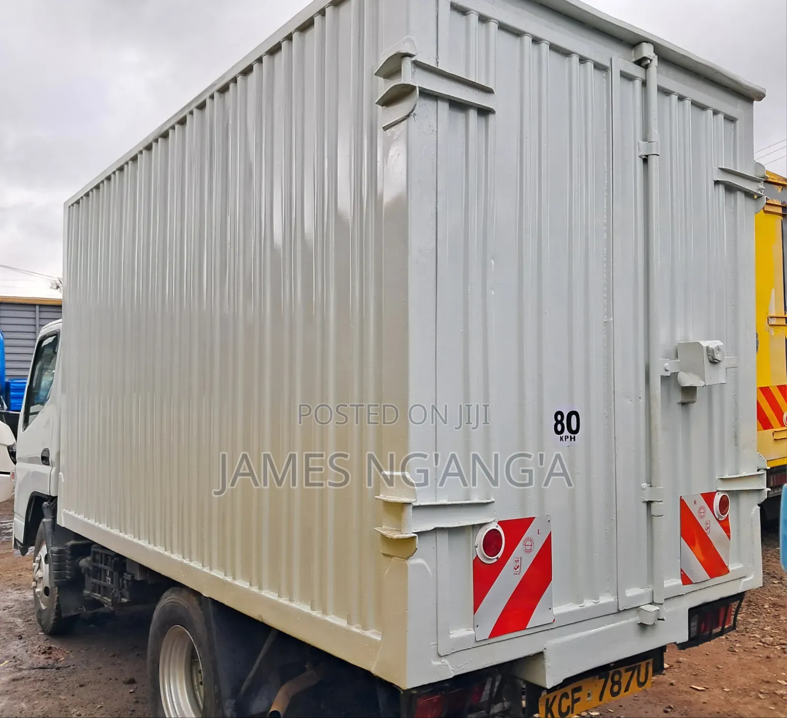Mitsubishi Canter Fe71