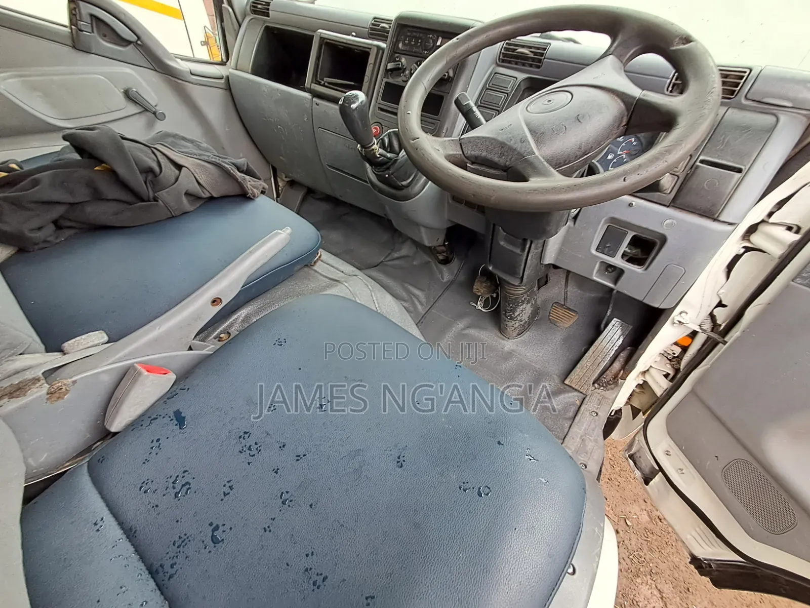 Mitsubishi Canter Fe71