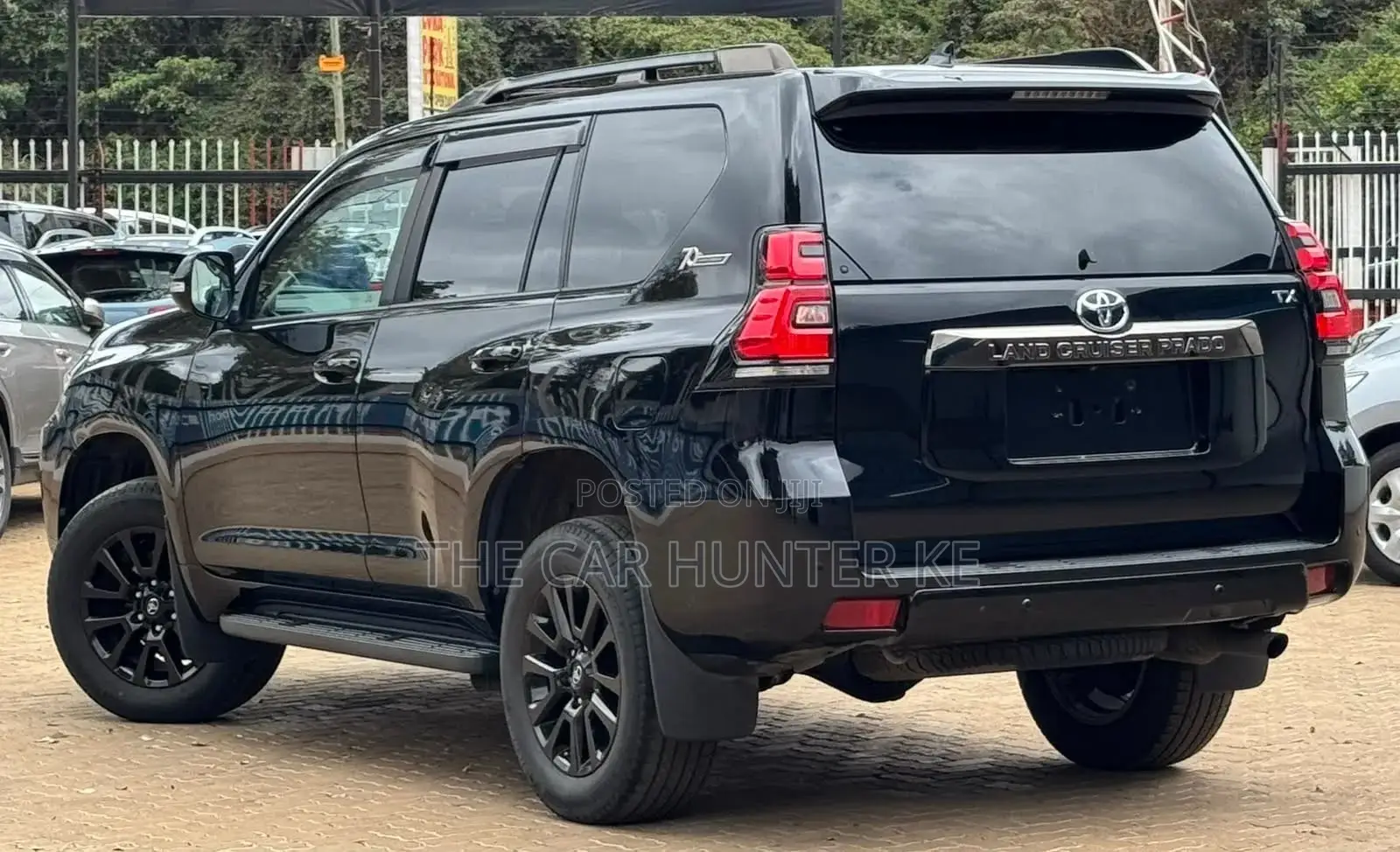 Toyota Land Cruiser Prado 2.7 2021 Black