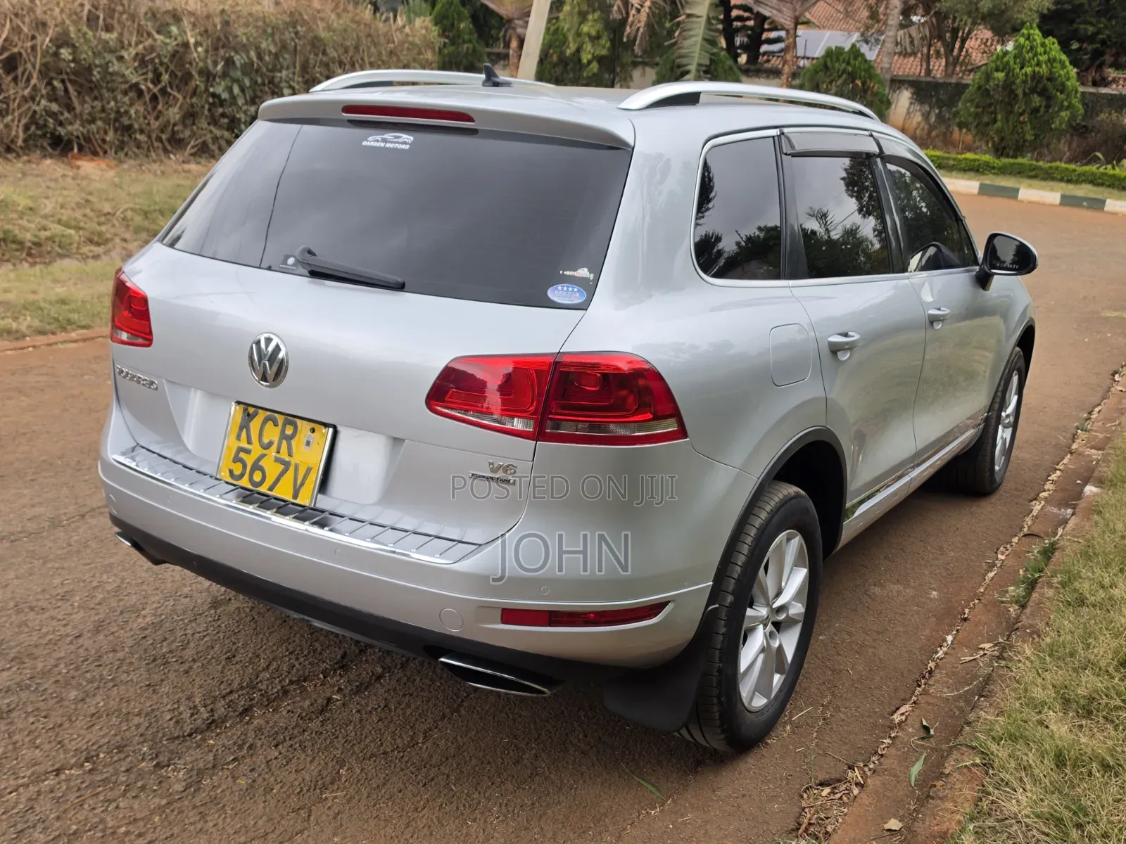 Volkswagen Touareg 2011 Silver