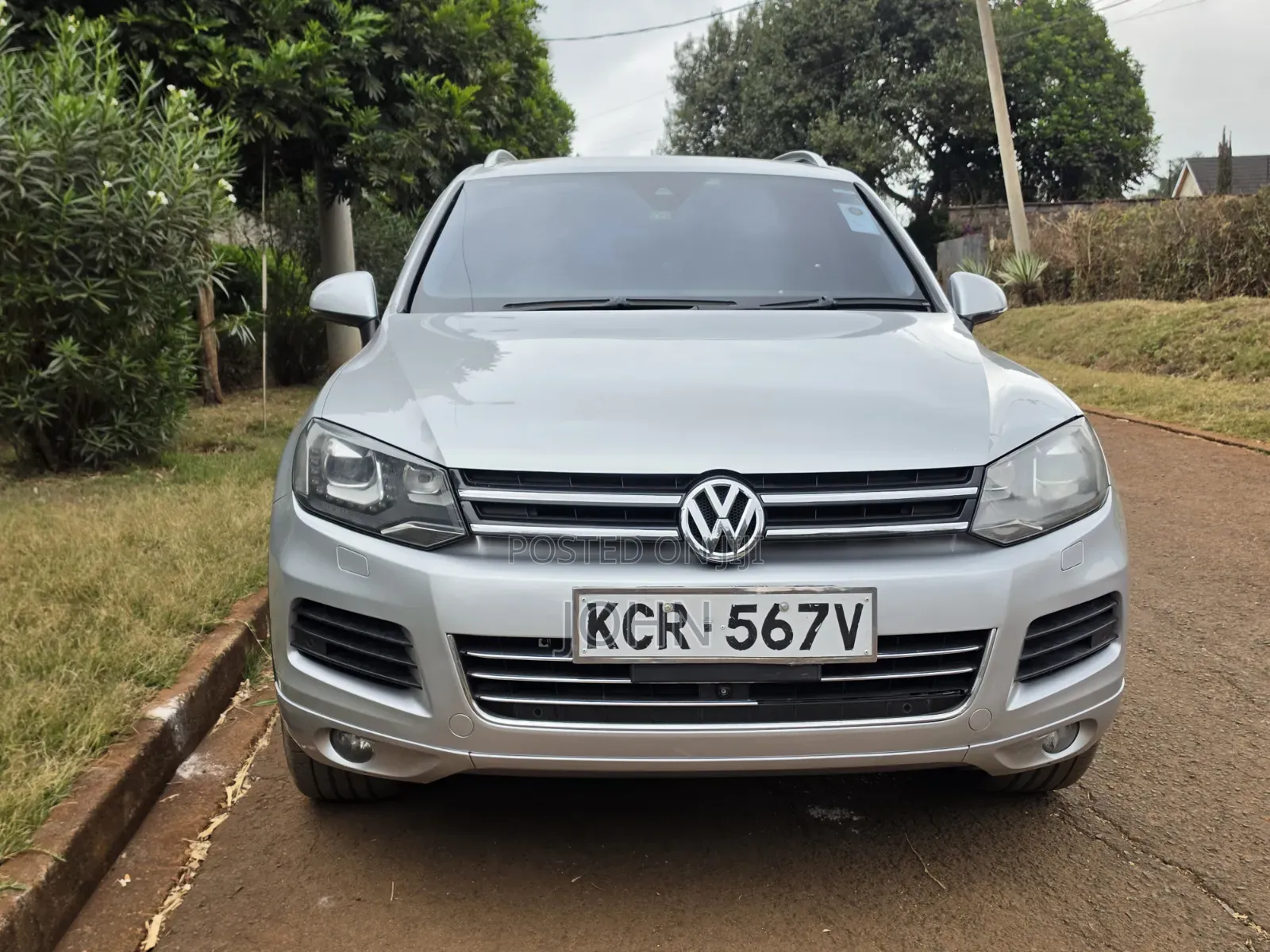 Volkswagen Touareg 2011 Silver
