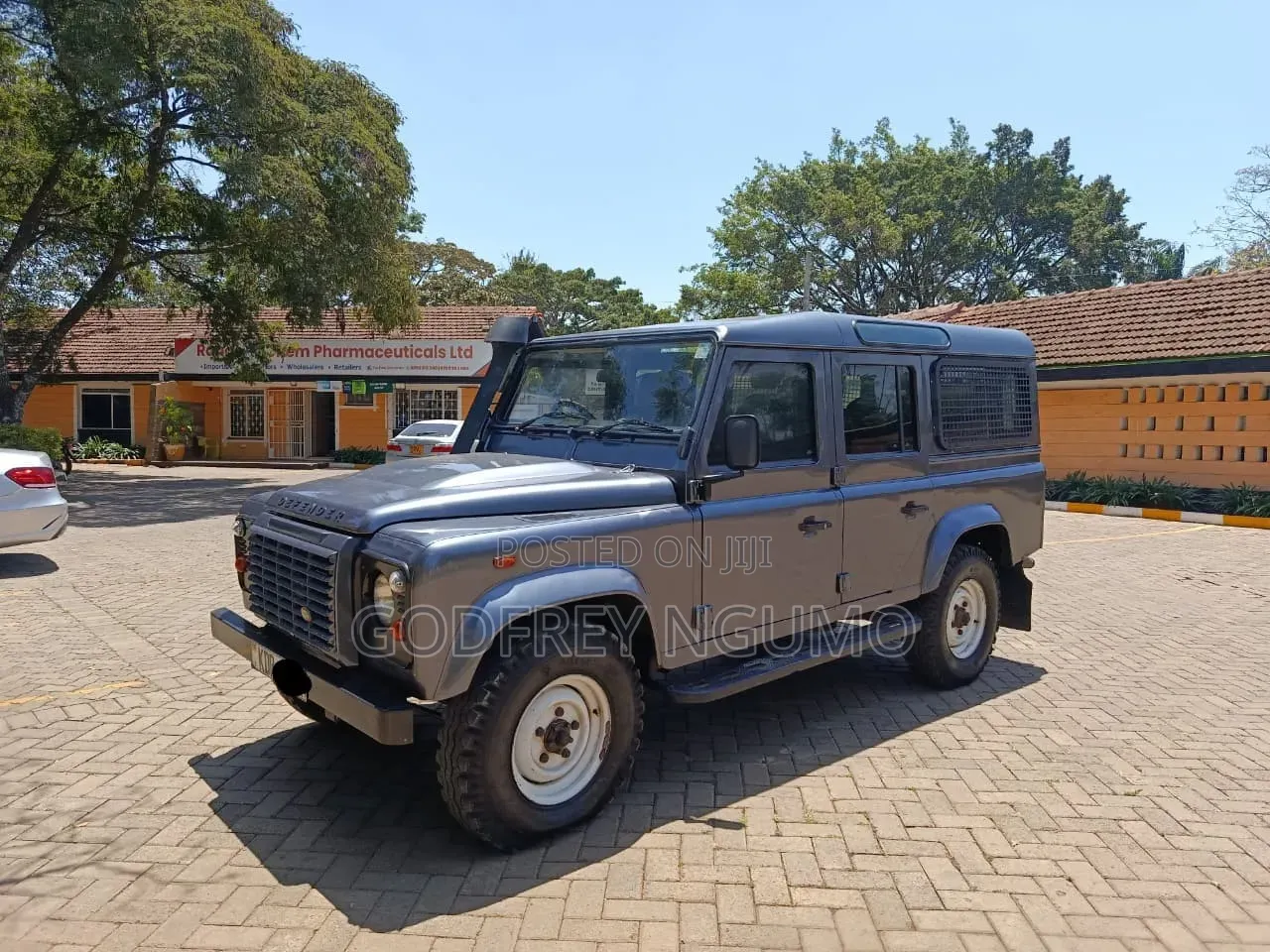 Land Rover Defender 2014 Gray