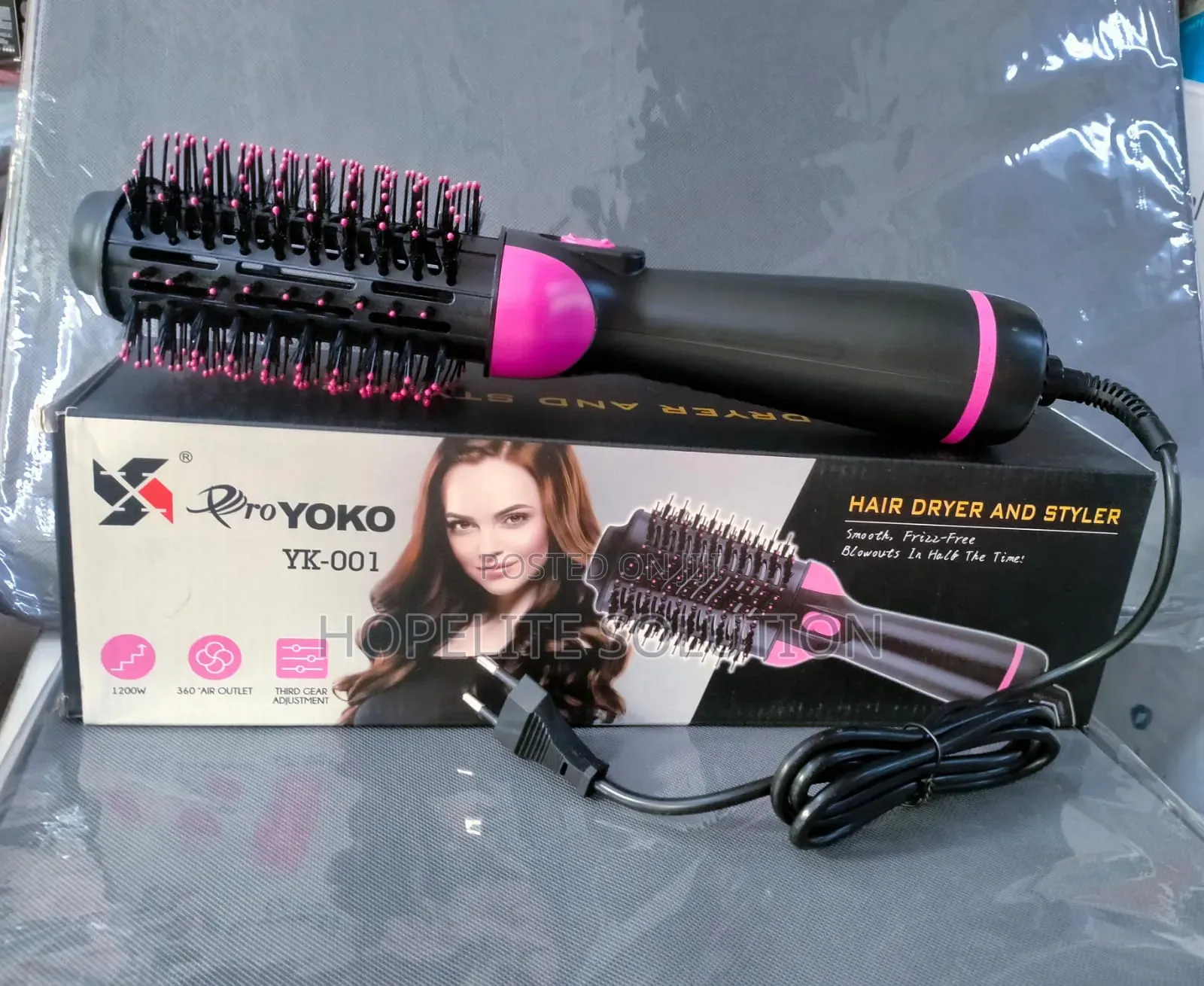 Stylish Hair/Wigs, Hot Hair Brush