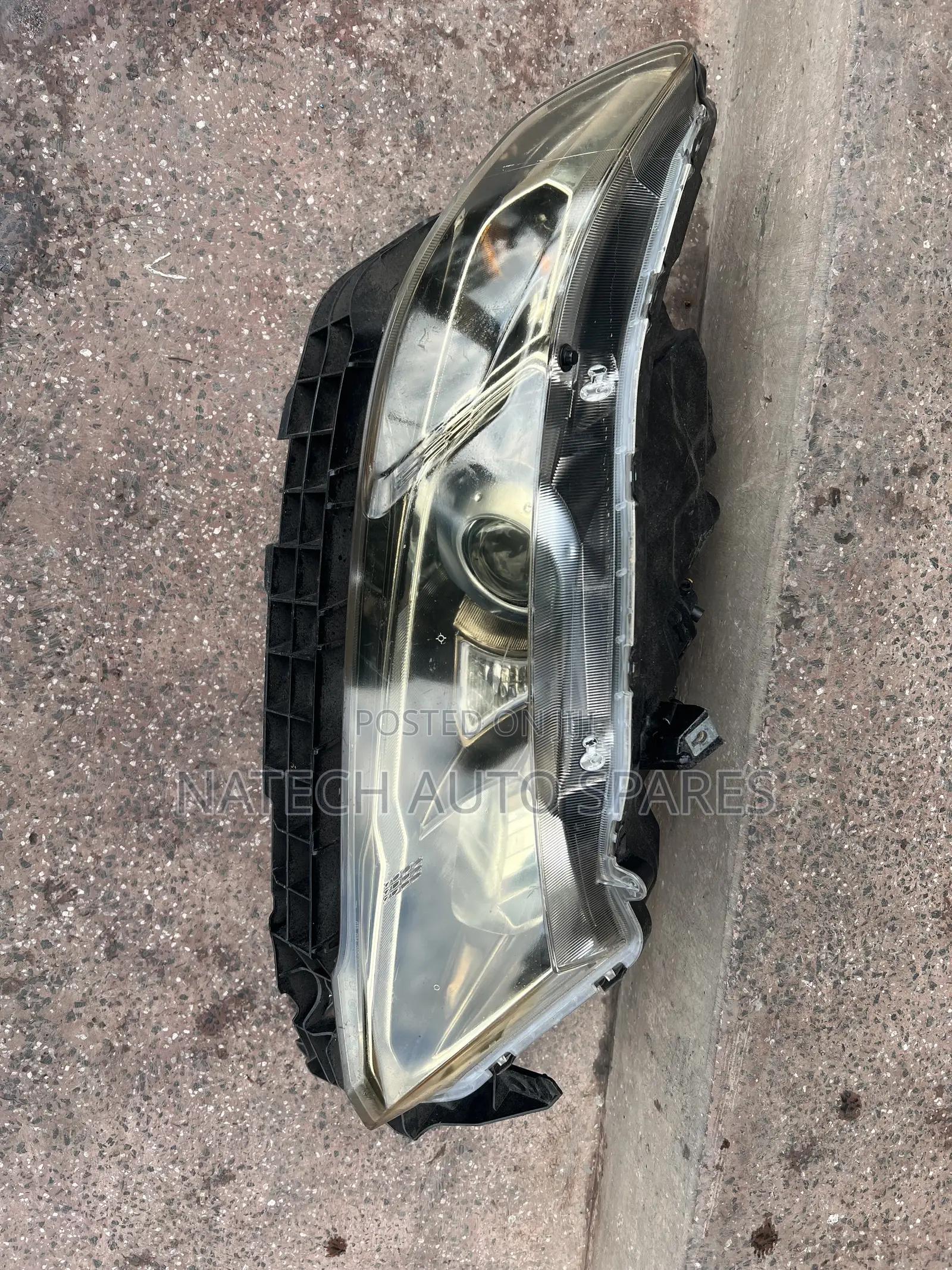 Honda Odessy Headlight Zenon