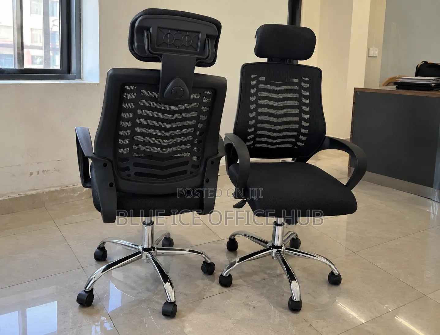 Black Mesh Office Chair With Headrest – Swivel Computer Chair Kenya.