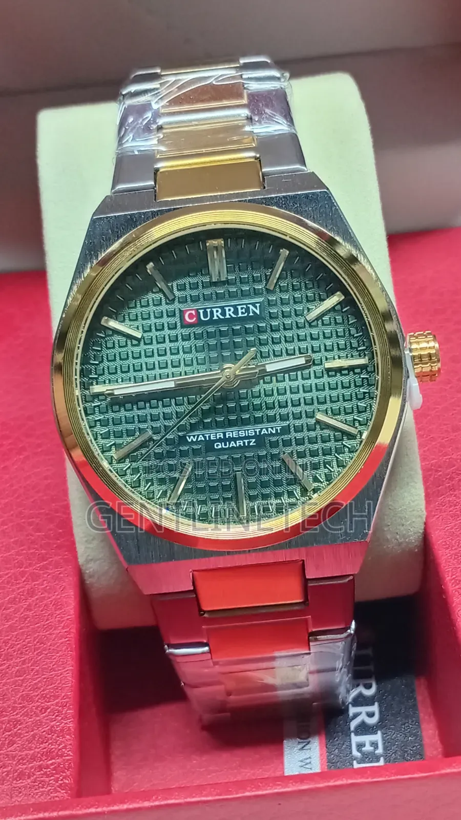 Curren Two-Toned Strap and Green Dial (Unisex)