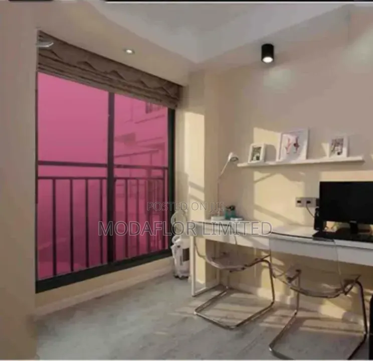 One Way Reflective Film for Shopfront Glass