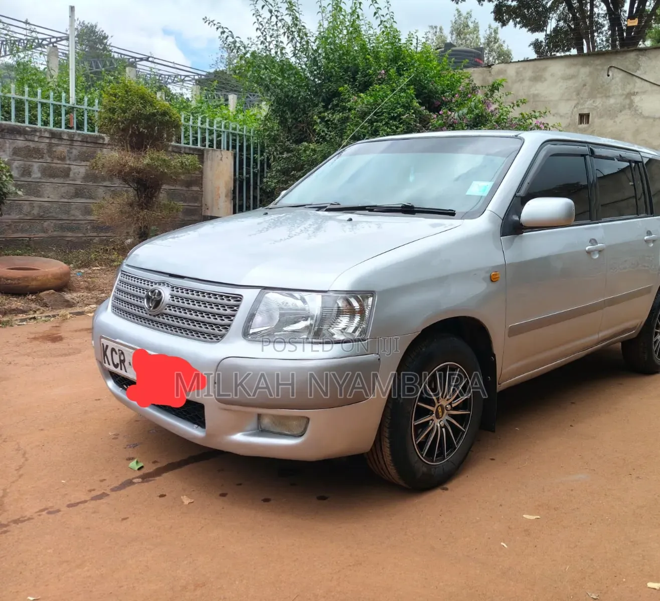 Toyota Succeed 2011 Silver