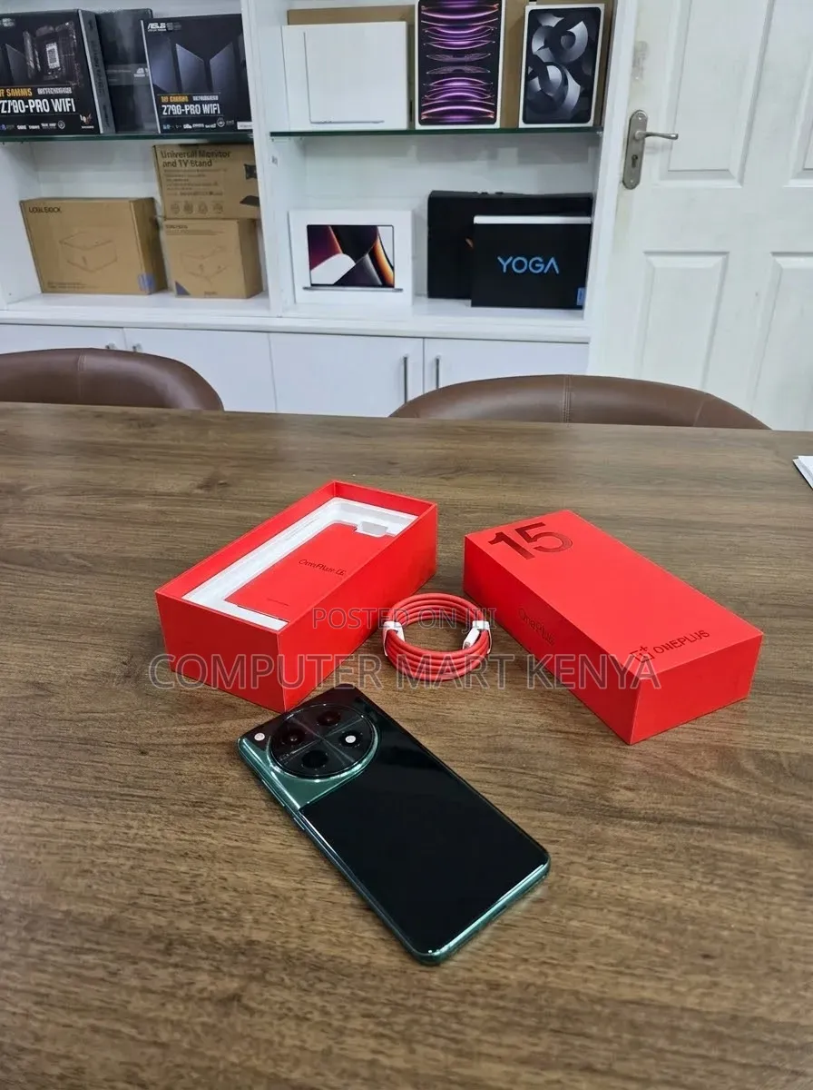 New OnePlus 15 256 GB Green