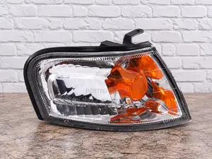 Depo Corner Lamp / Light Nissan Sunny B14 1997