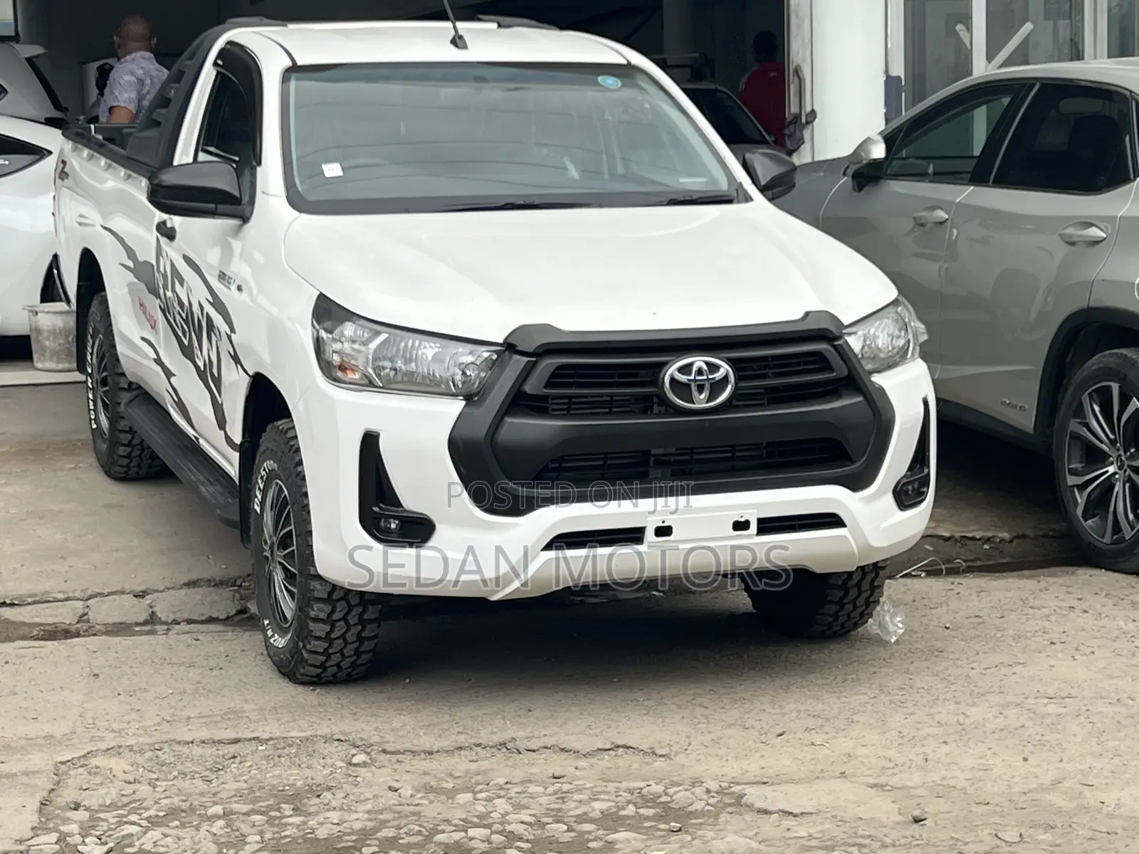 Toyota Hilux 2020 White