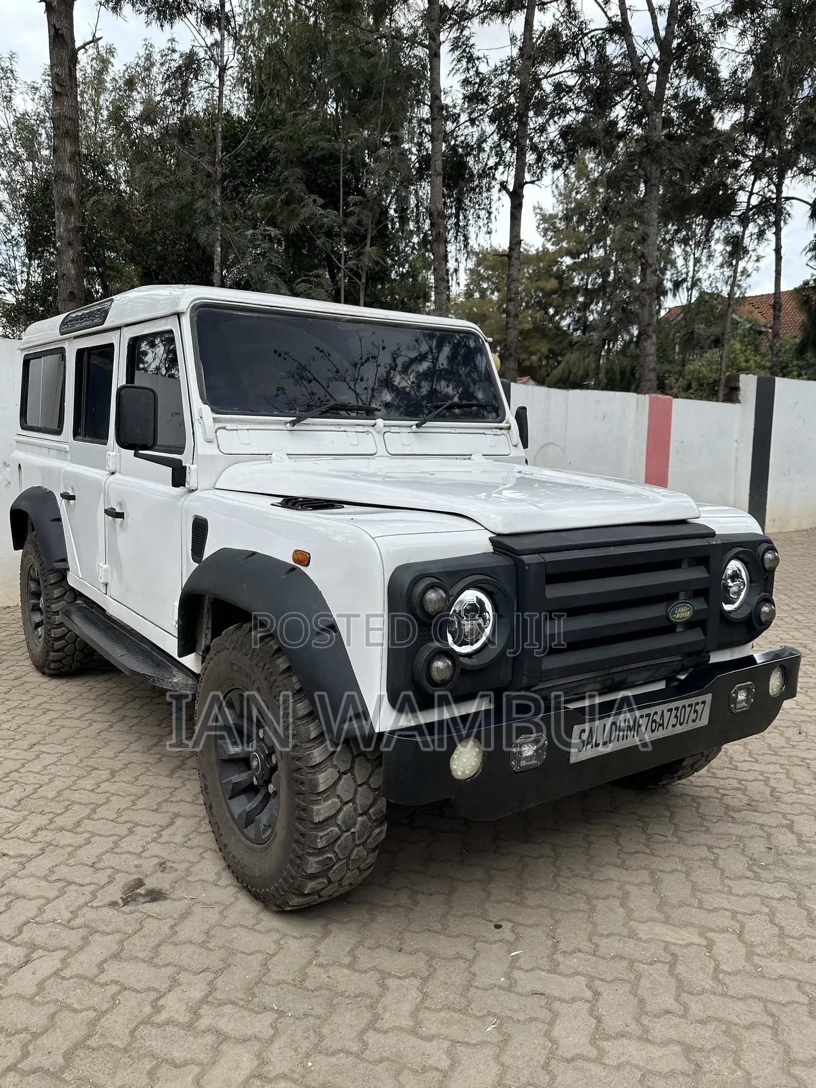 Land Rover Defender 2009 White