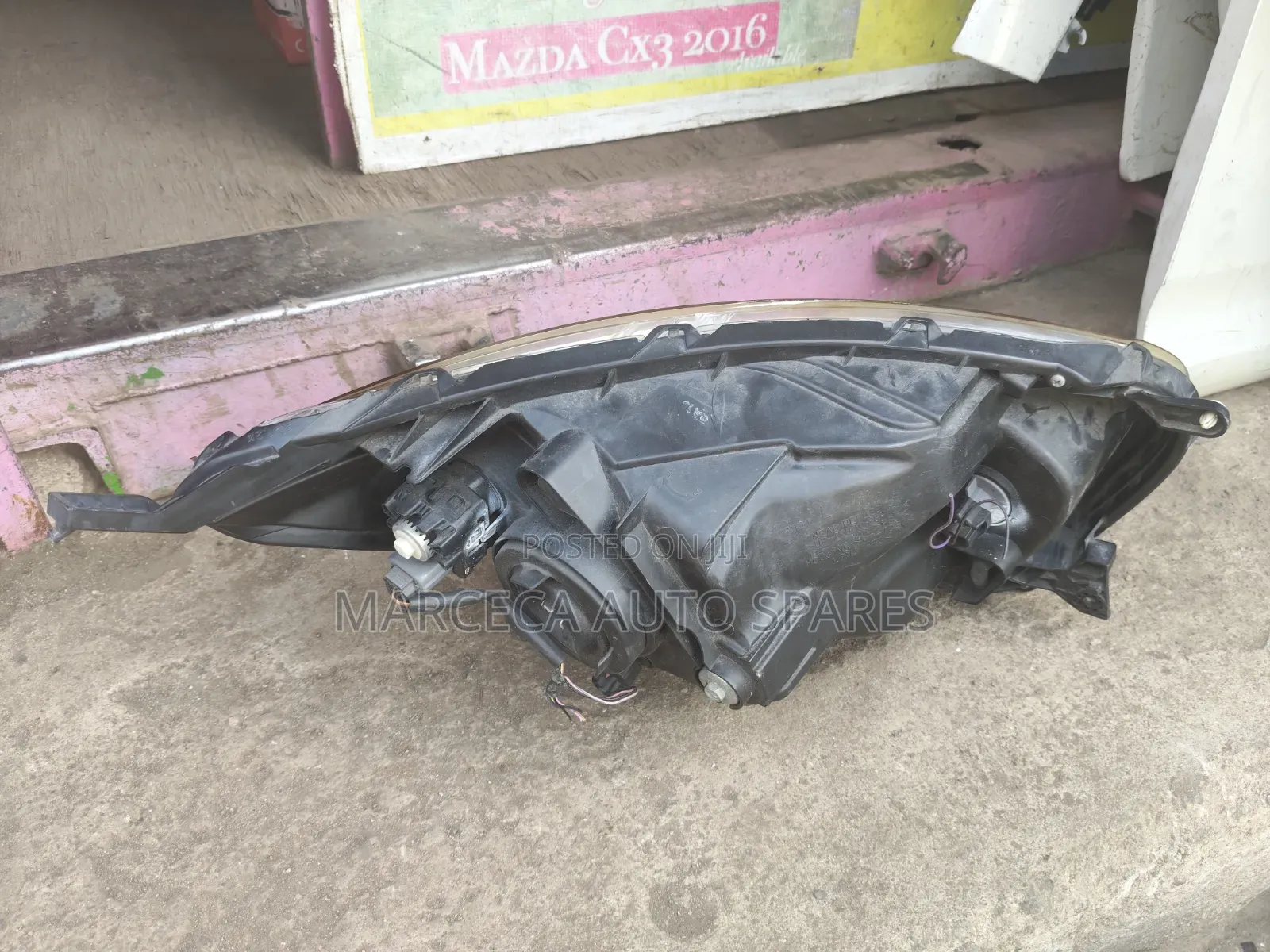 Headlight Nissan DayZ 2015