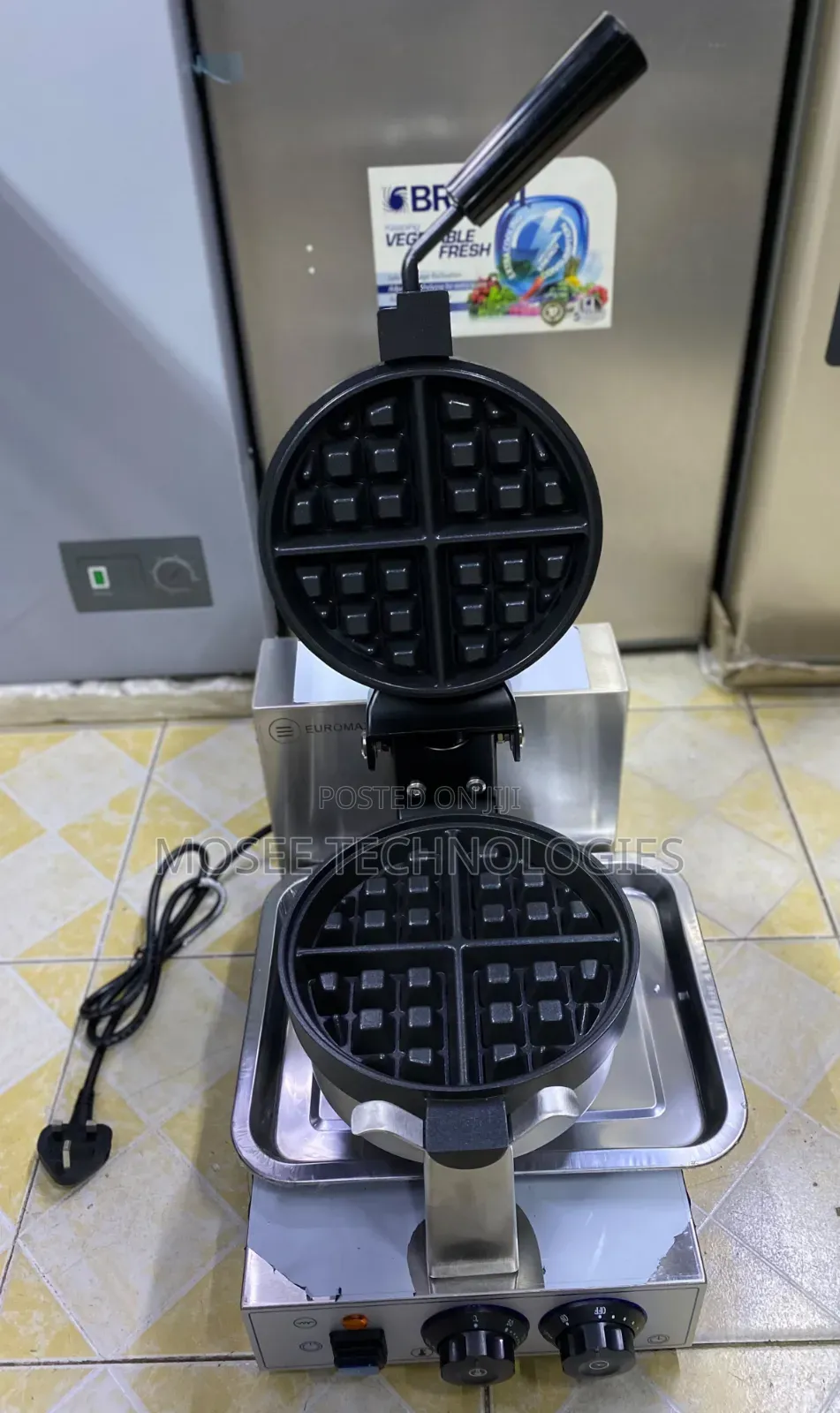 Euromax Single Rotation Waffle Baker WB-1R