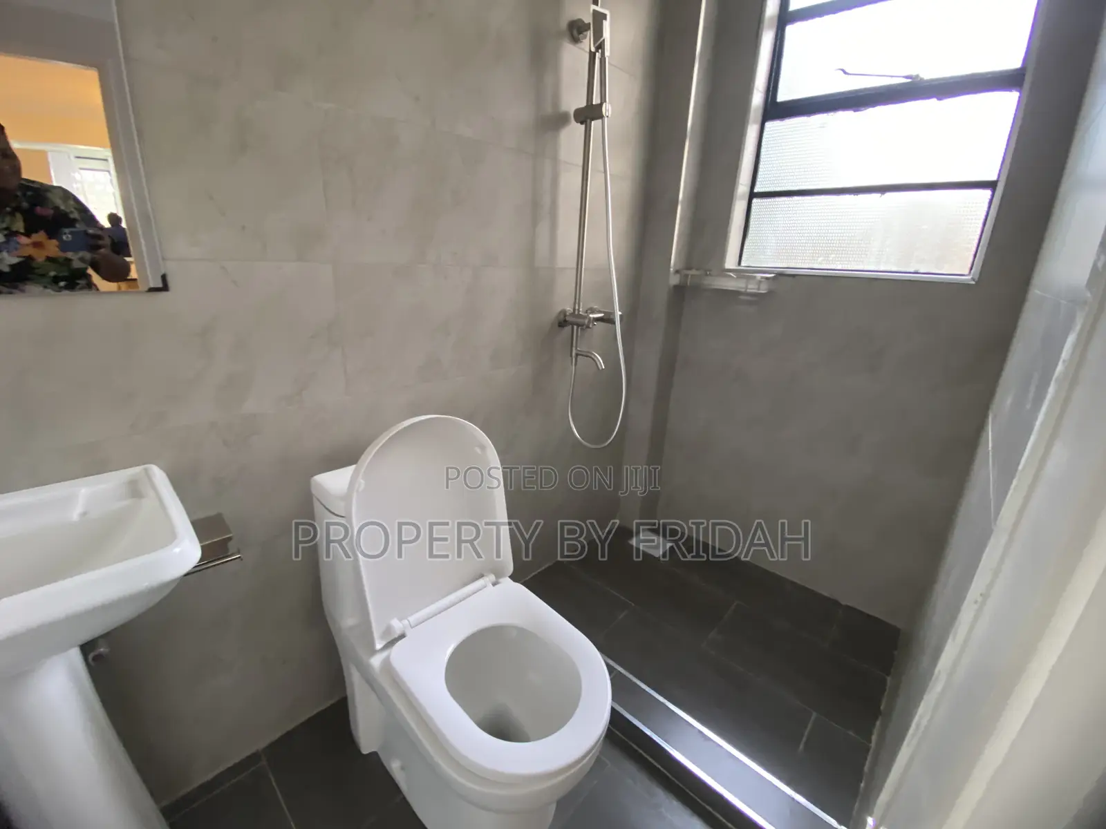 4bdrm Mansion in Kitengela for sale