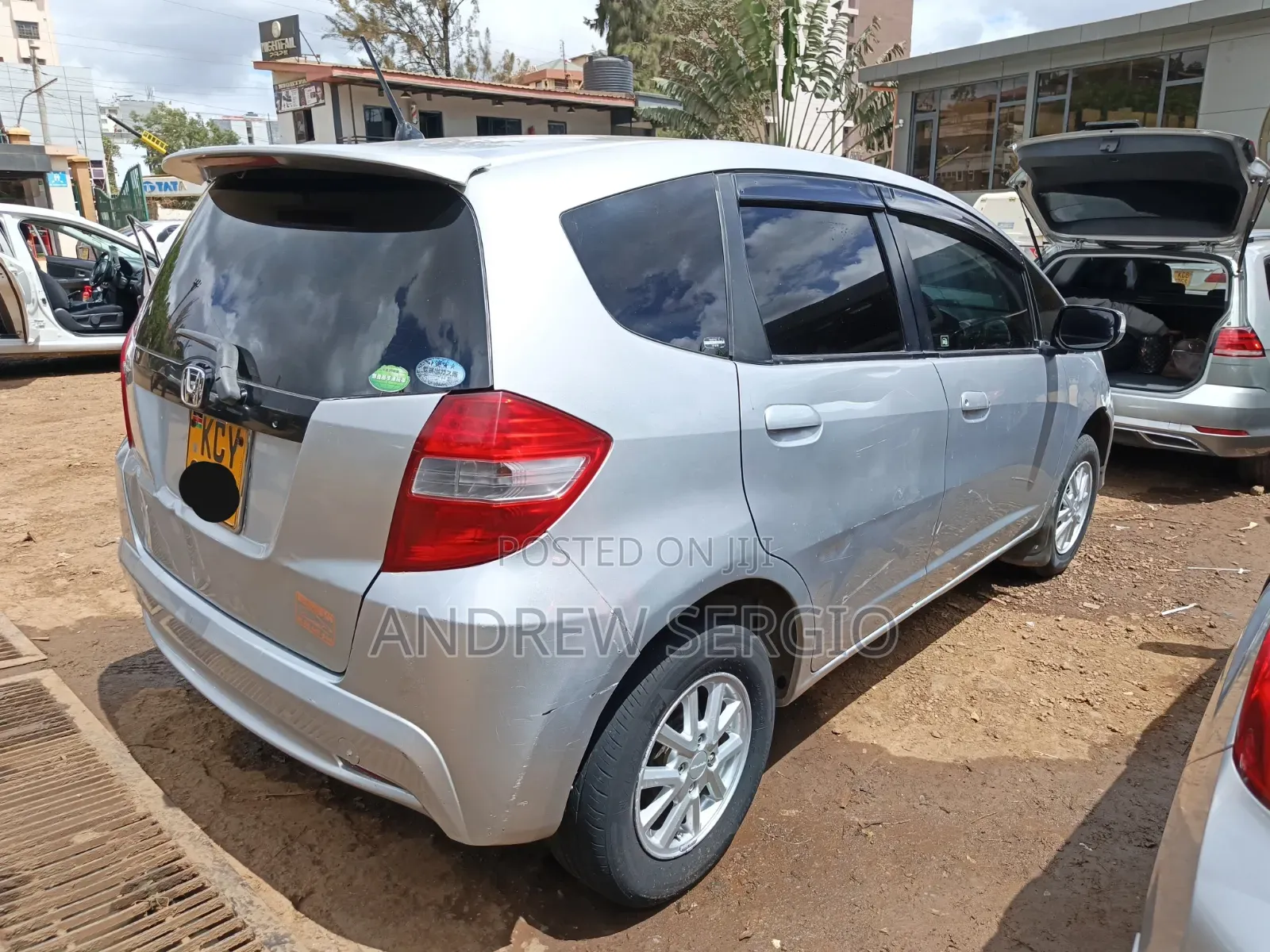 Honda Fit Automatic 2012 Silver