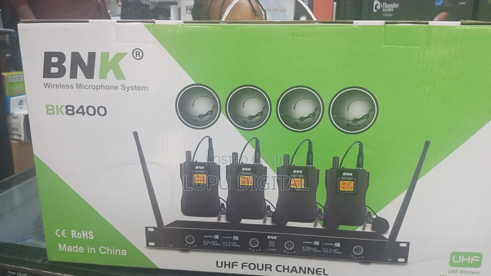 BNK BK8400 Wireless Microphone System