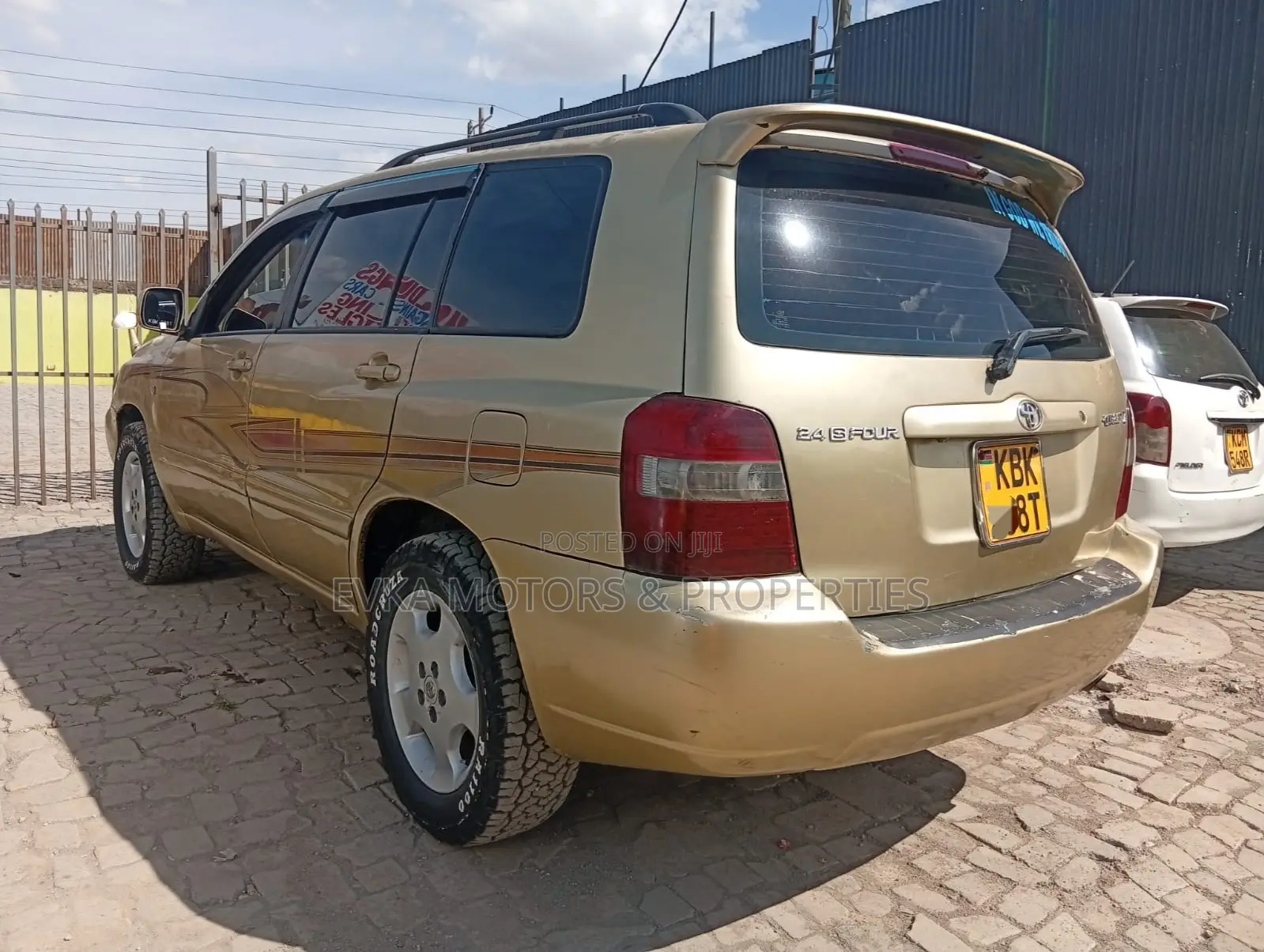 Toyota Kluger 2003 Gold
