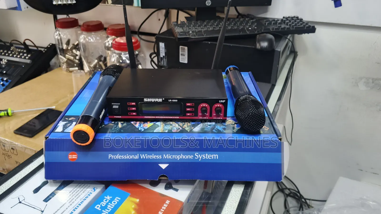 Shure Ur 6800 Wireless Microphone