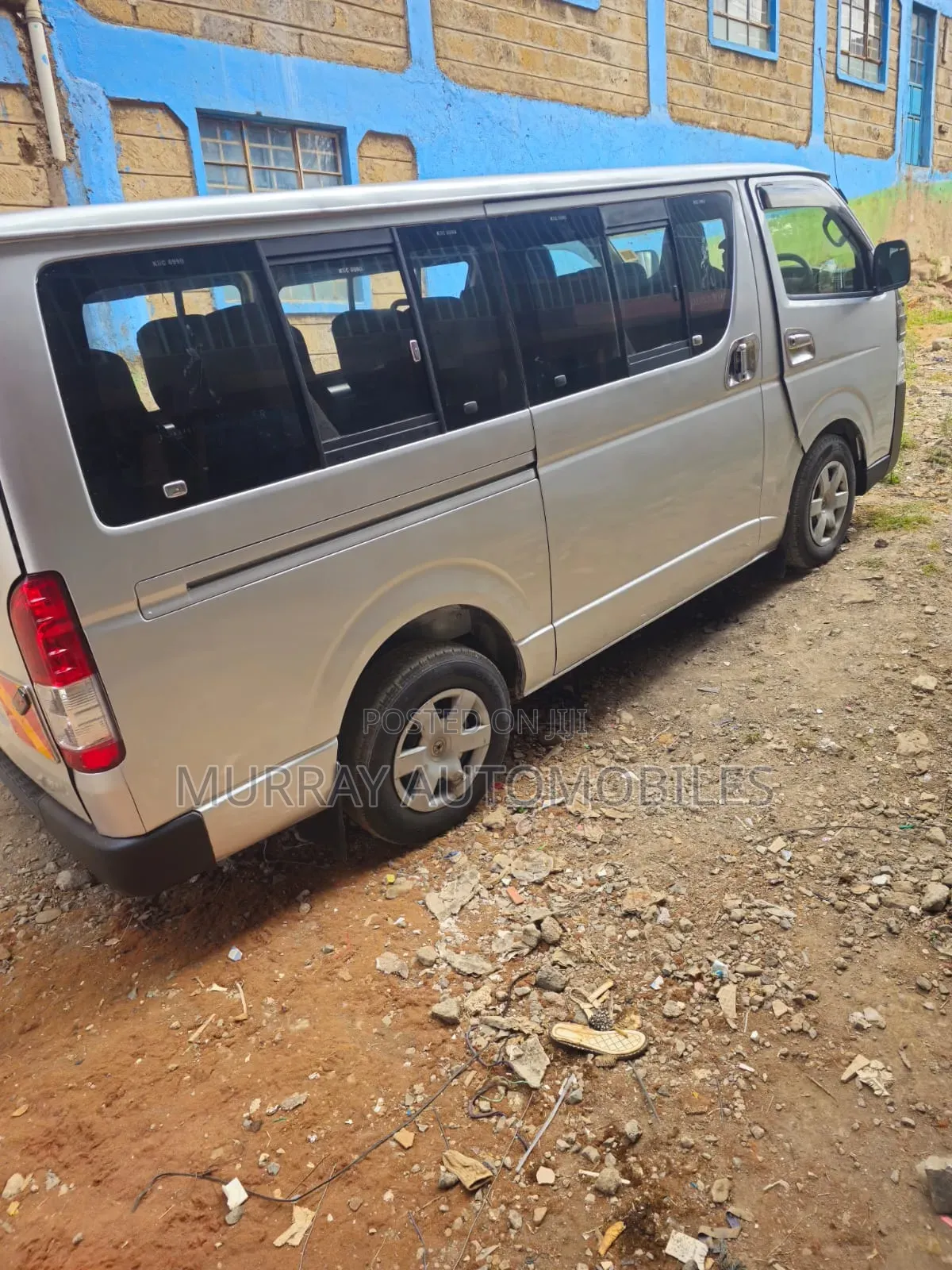 Toyota Grand HiAce 2002 Silver