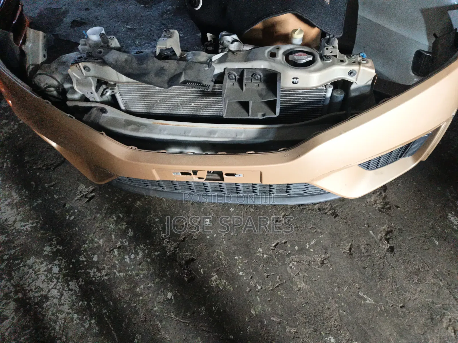 Honda Fit Gk3/Gk5 Nosecut