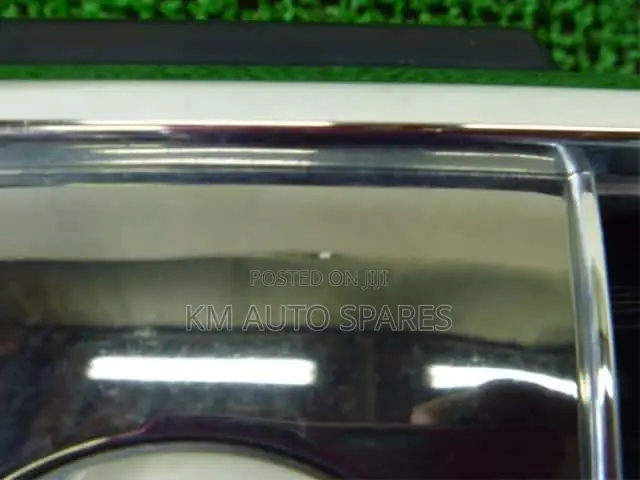Nissan Bluebird Sylphy Grill.