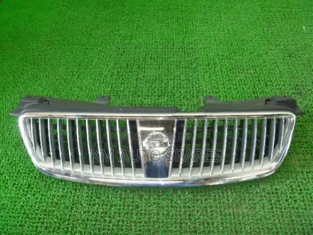 Nissan Bluebird Sylphy Grill.