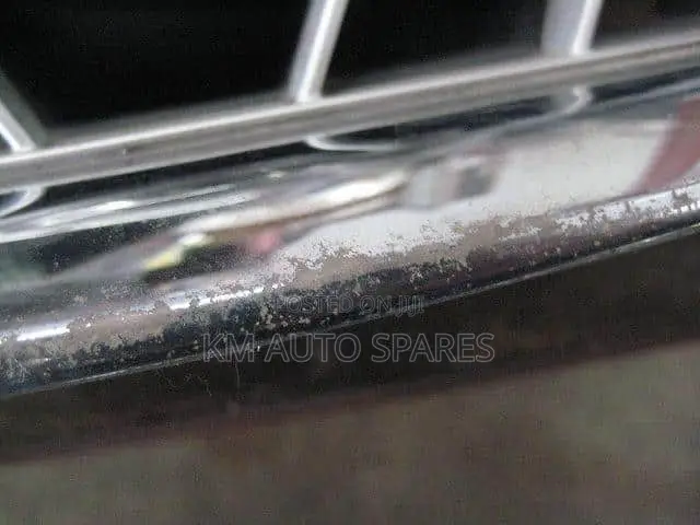 Nissan FB15 Grill