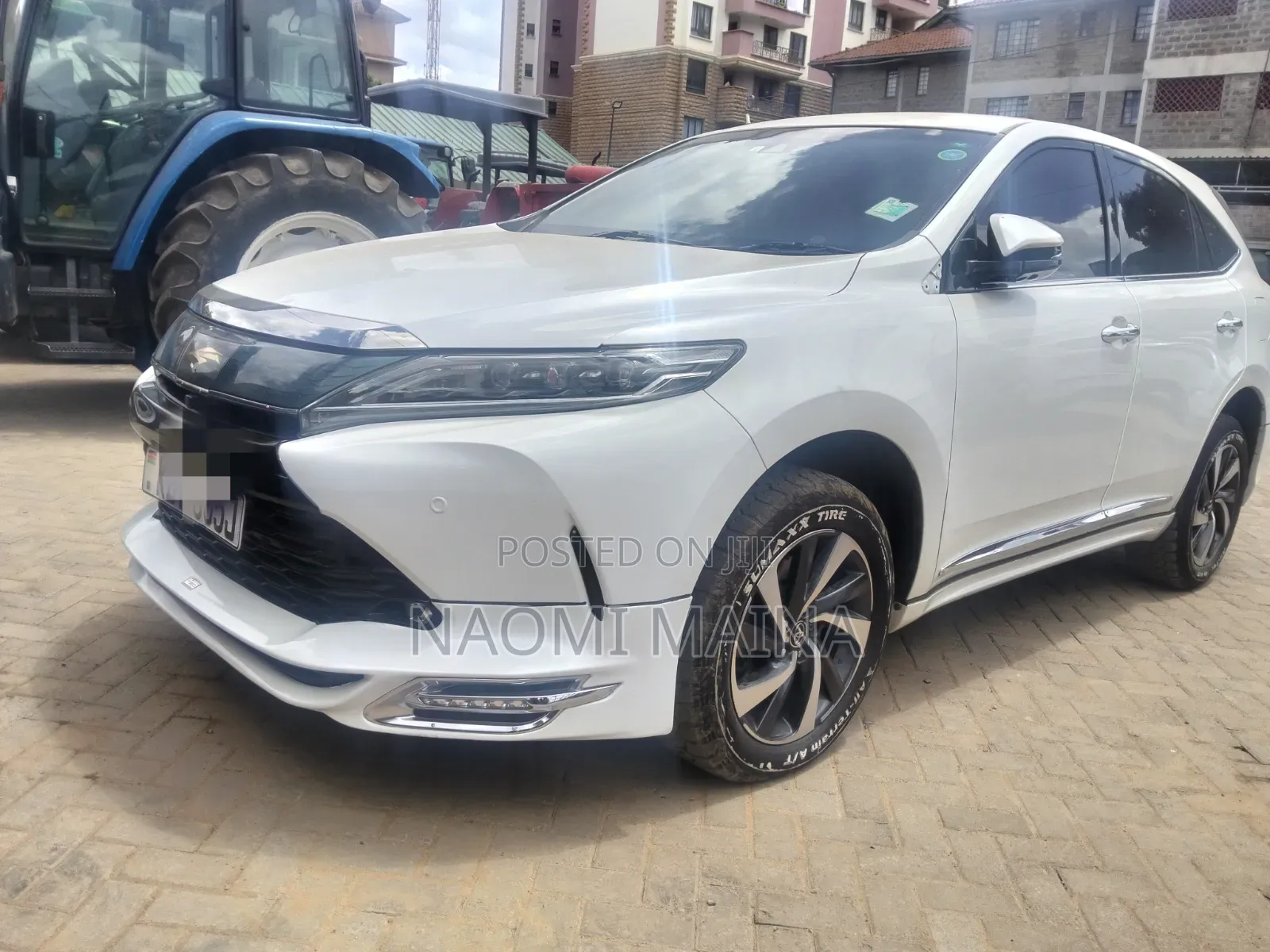Toyota Harrier 2.0 4WD 2018 White