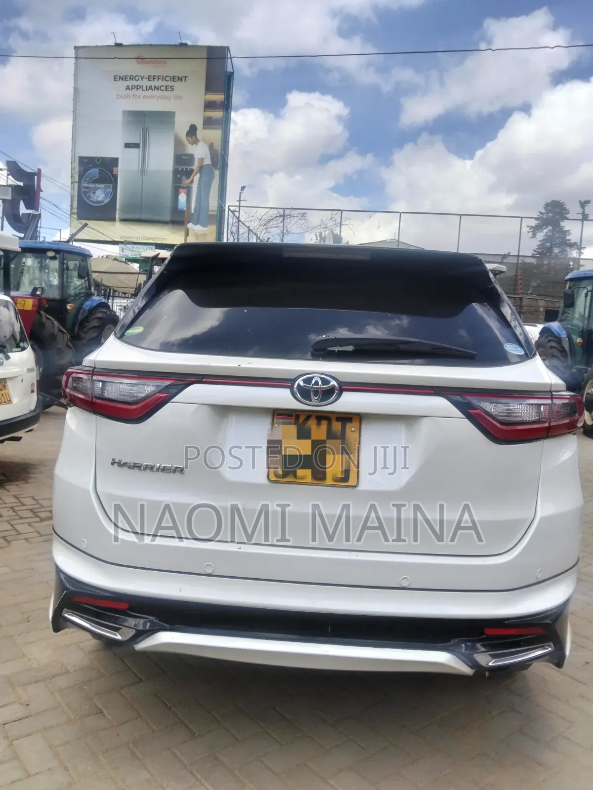 Toyota Harrier 2.0 4WD 2018 White