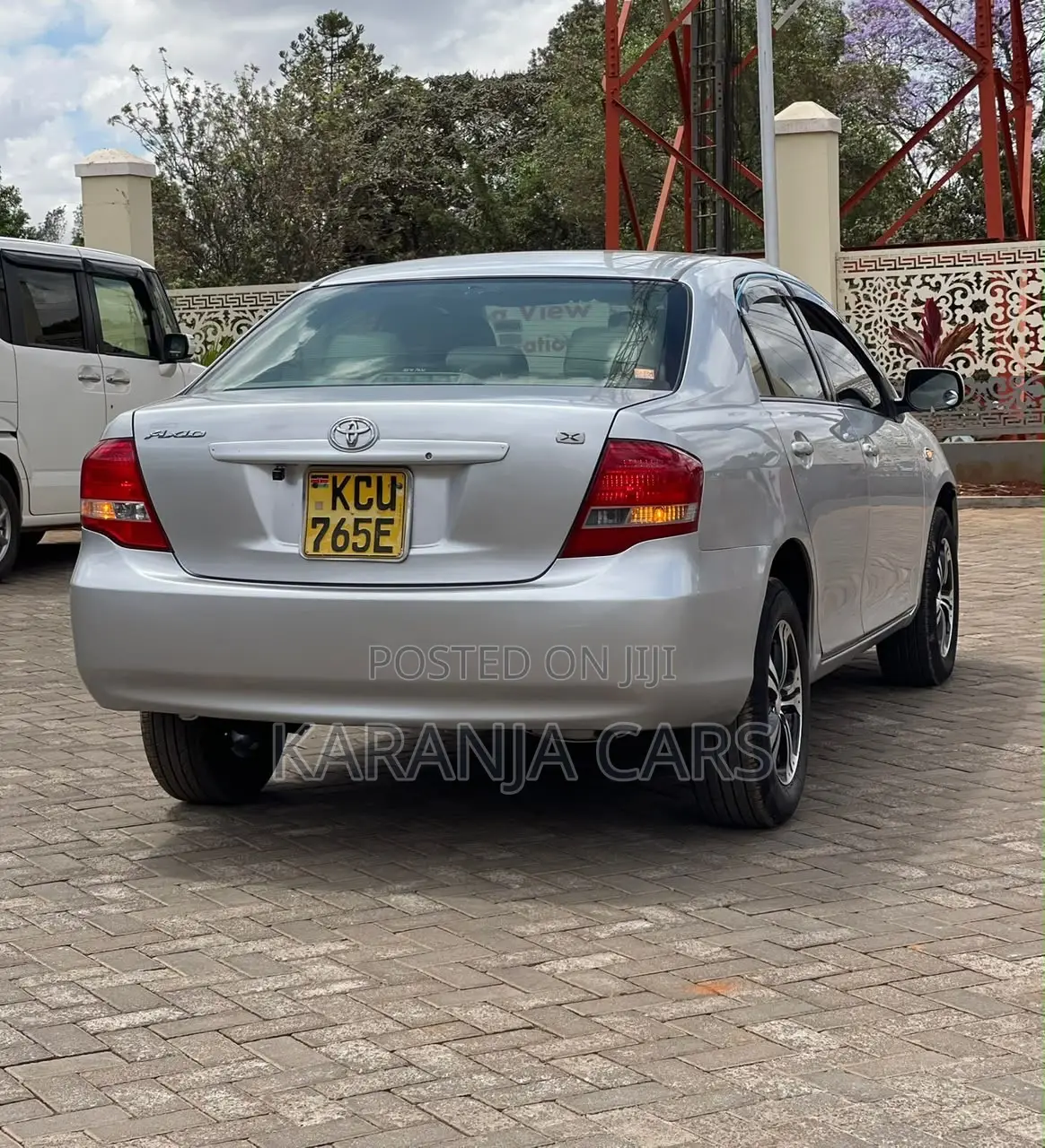 Toyota Axio 1.5 G 2WD 2012 Silver