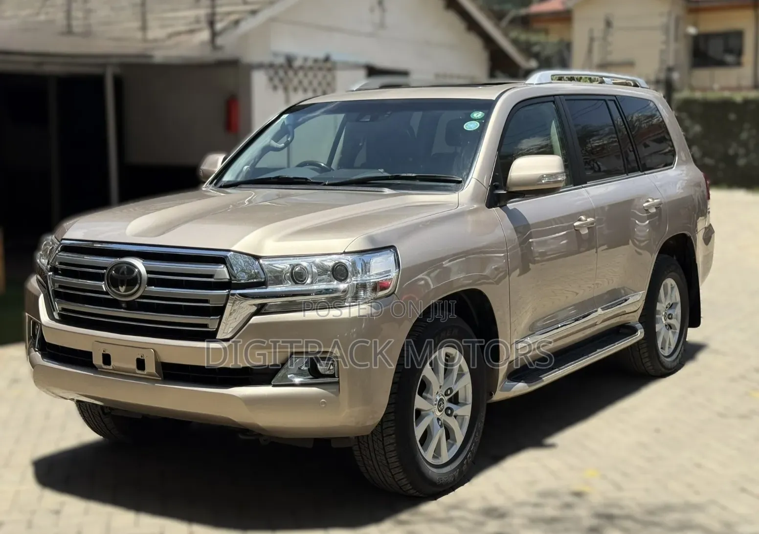 Toyota Land Cruiser 2017 Gold