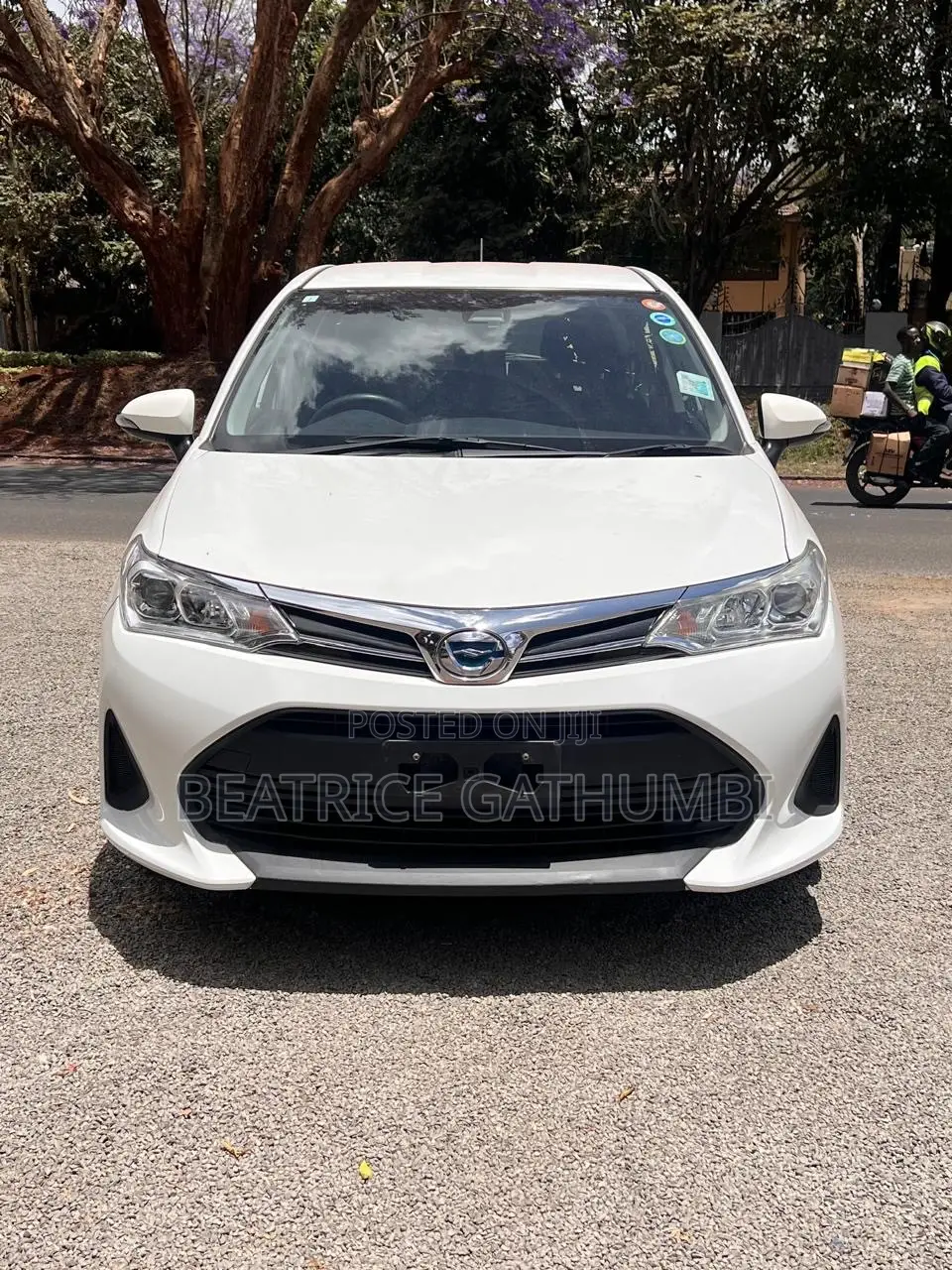 Toyota Corolla Fielder 1.5 Hybrid FWD 2019 White