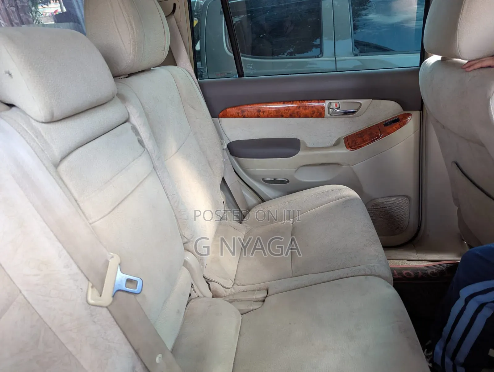 Toyota Land Cruiser Prado 2005 White