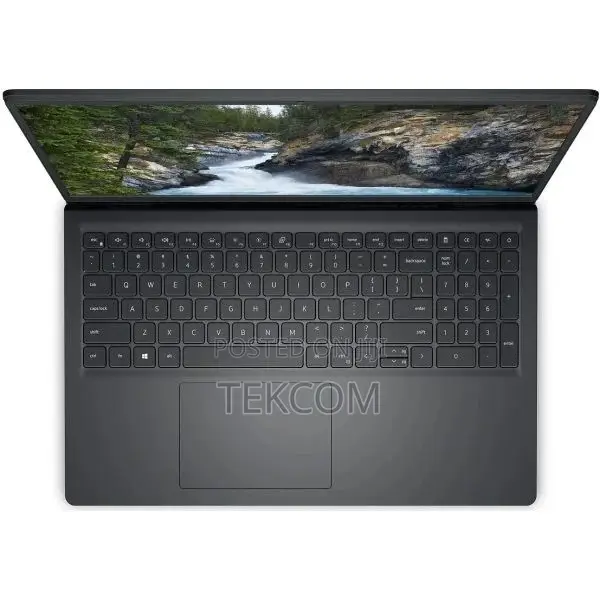 New Laptop Dell Vostro 3520 8GB Intel Core i7 SSD 512GB
